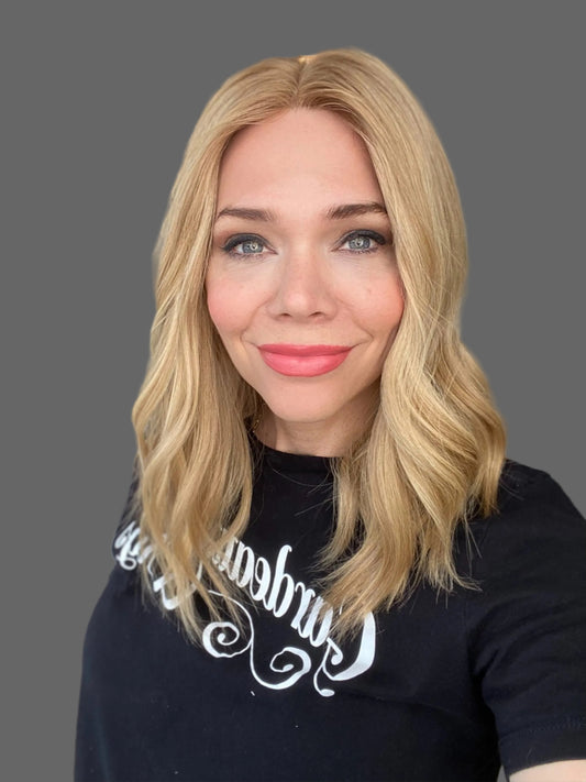 STOCK # JL302.10 GARDEAUX DELUXE LACE TOP WIG (MEDIUM CAP)
