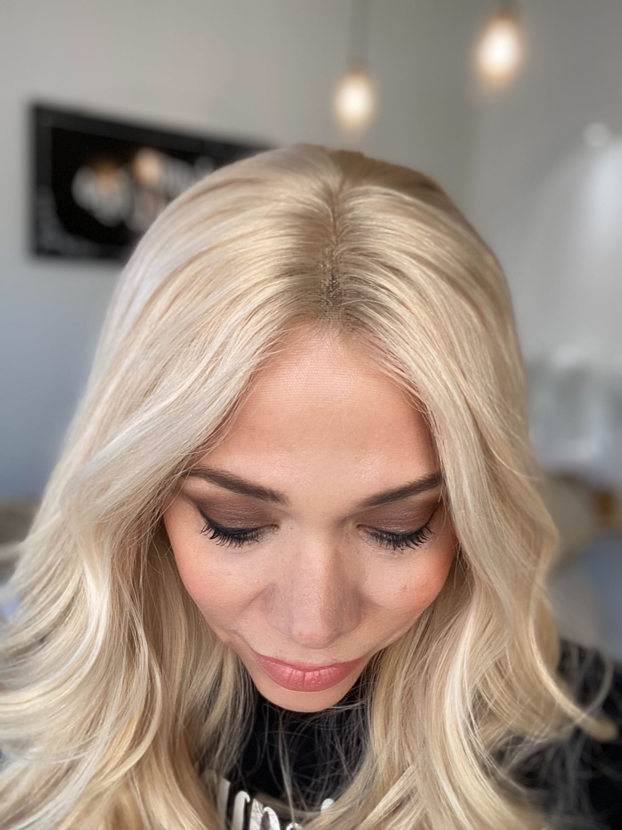 STOCK #JL-300.16 GARDEAUX DELUXE LACE TOP WIG (MEDIUM CAP)