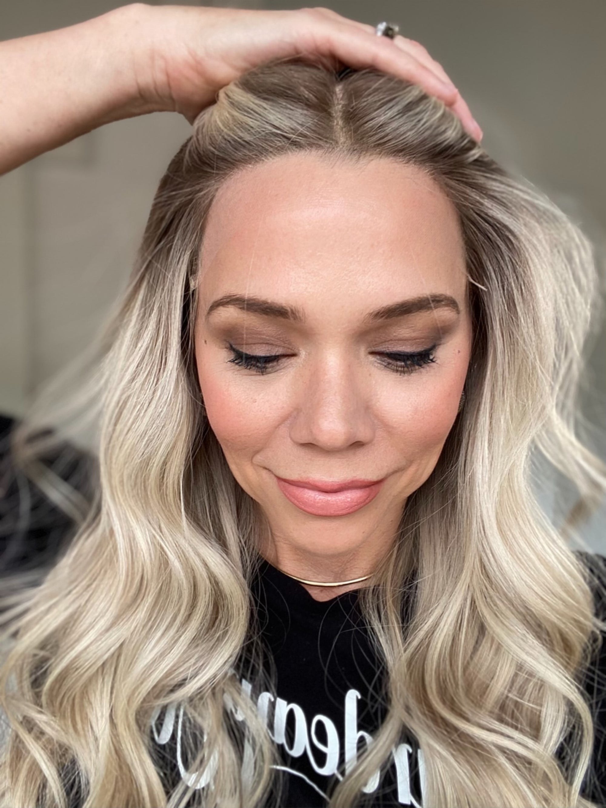 # G-8431 GARDEAUX DELUXE HAND TIED MONO TOP WIG (MEDIUM CAP)