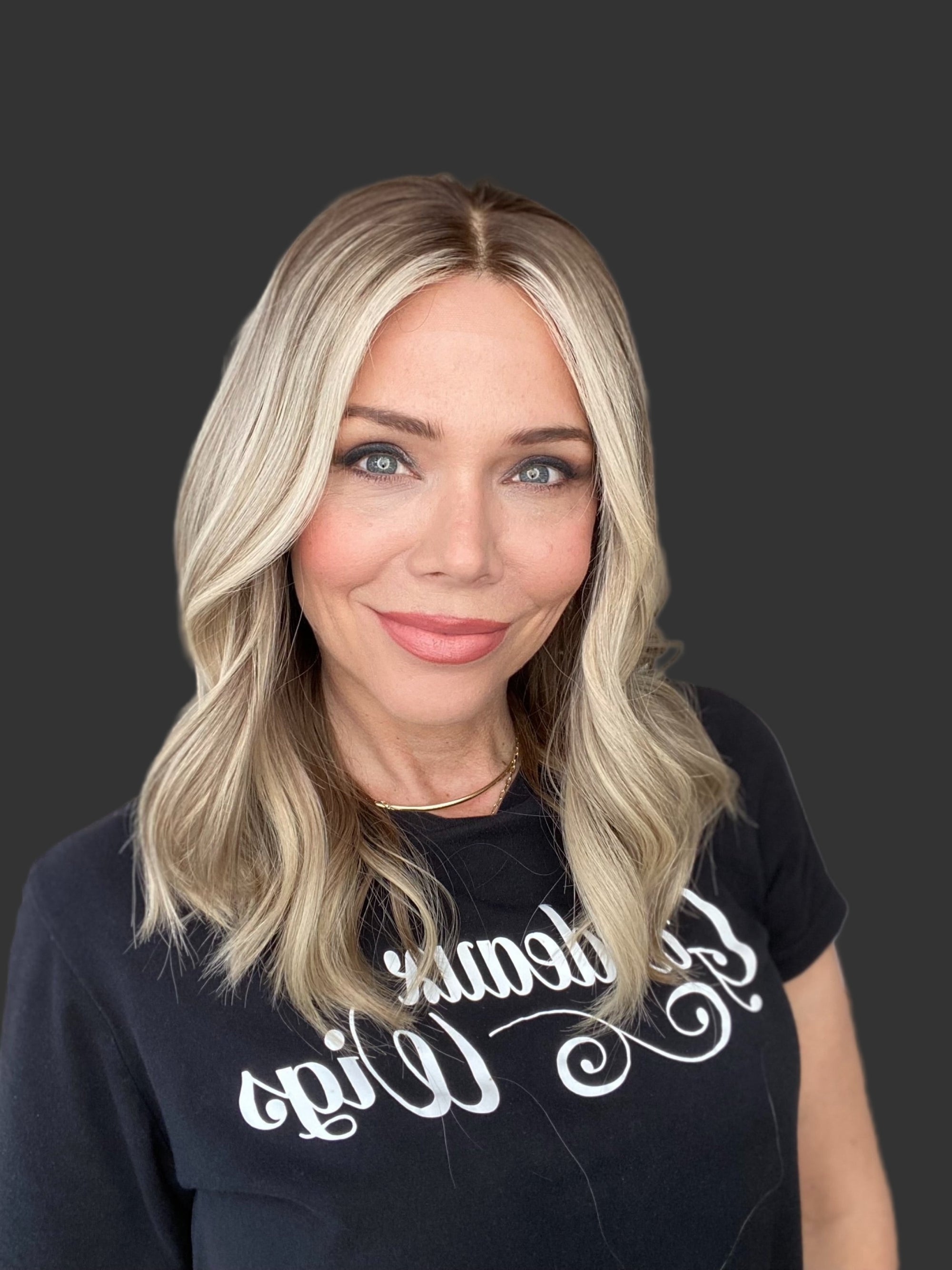 # 8587 GARDEAUX DELUXE MONO TOP WIG (SMALL CAP)