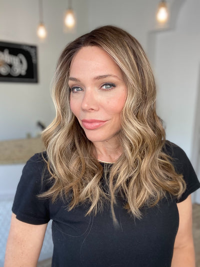 # 8455 GARDEAUX DELUXE LACE TOP WIG (SMALL CAP)