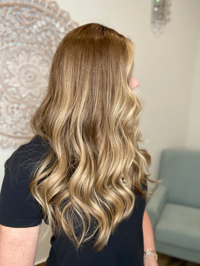# 8543 GARDEAUX DELUXE LACE TOP WIG (MEDIUM CAP)