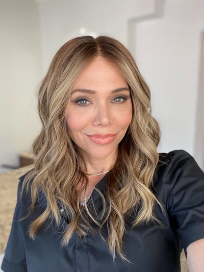 # 8299 GARDEAUX DELUXE HAND TIED DOUBLE MONO TOP WIG (MEDIUM CAP)