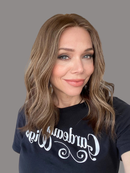 STOCK # JL358.10 GARDEAUX DELUXE LACE TOP WIG (MEDIUM CAP)