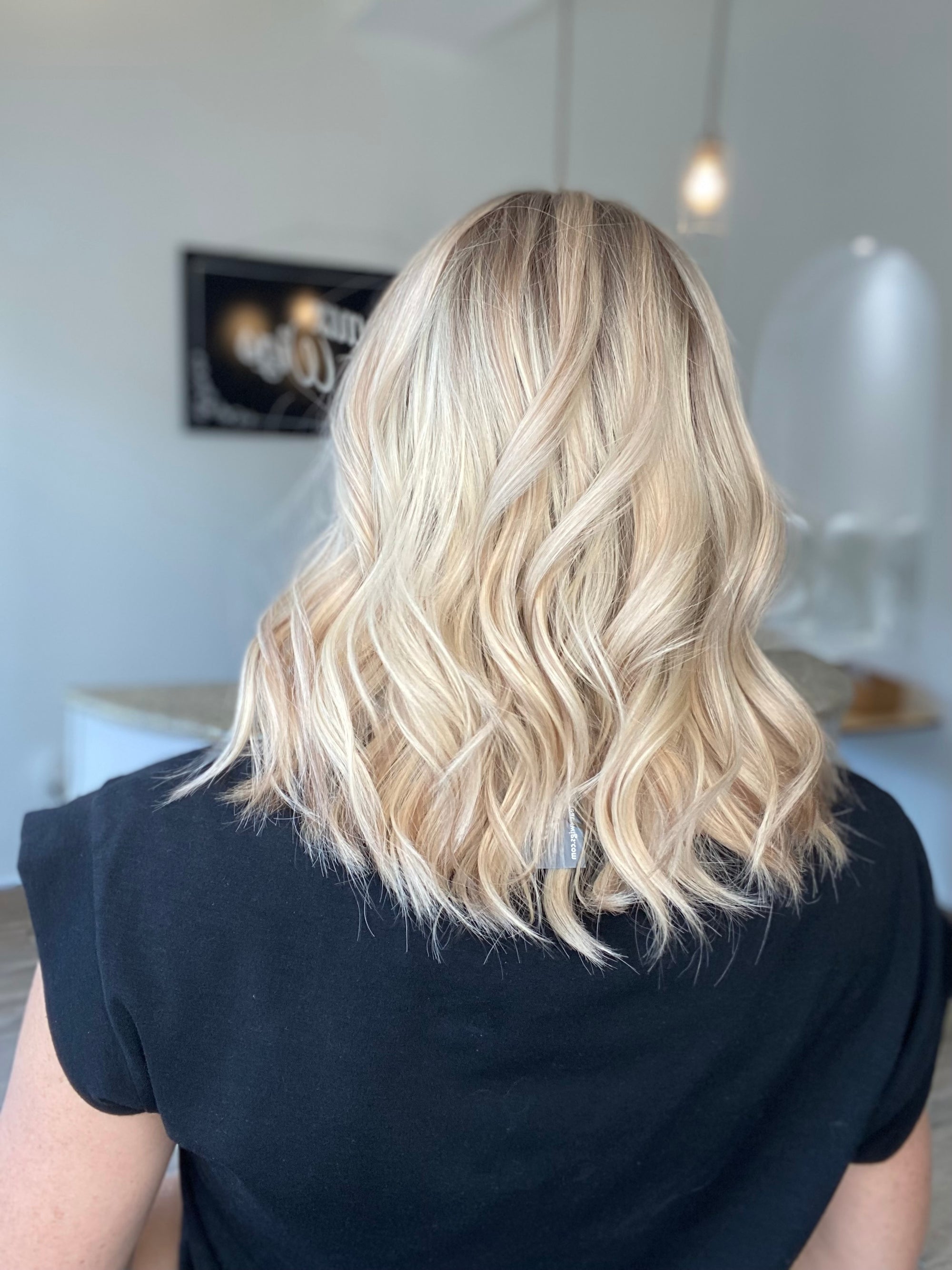 STOCK # BL624.8 GARDEAUX DELUXE DOUBLE LACE TOP WIG (MEDIUM CAP)