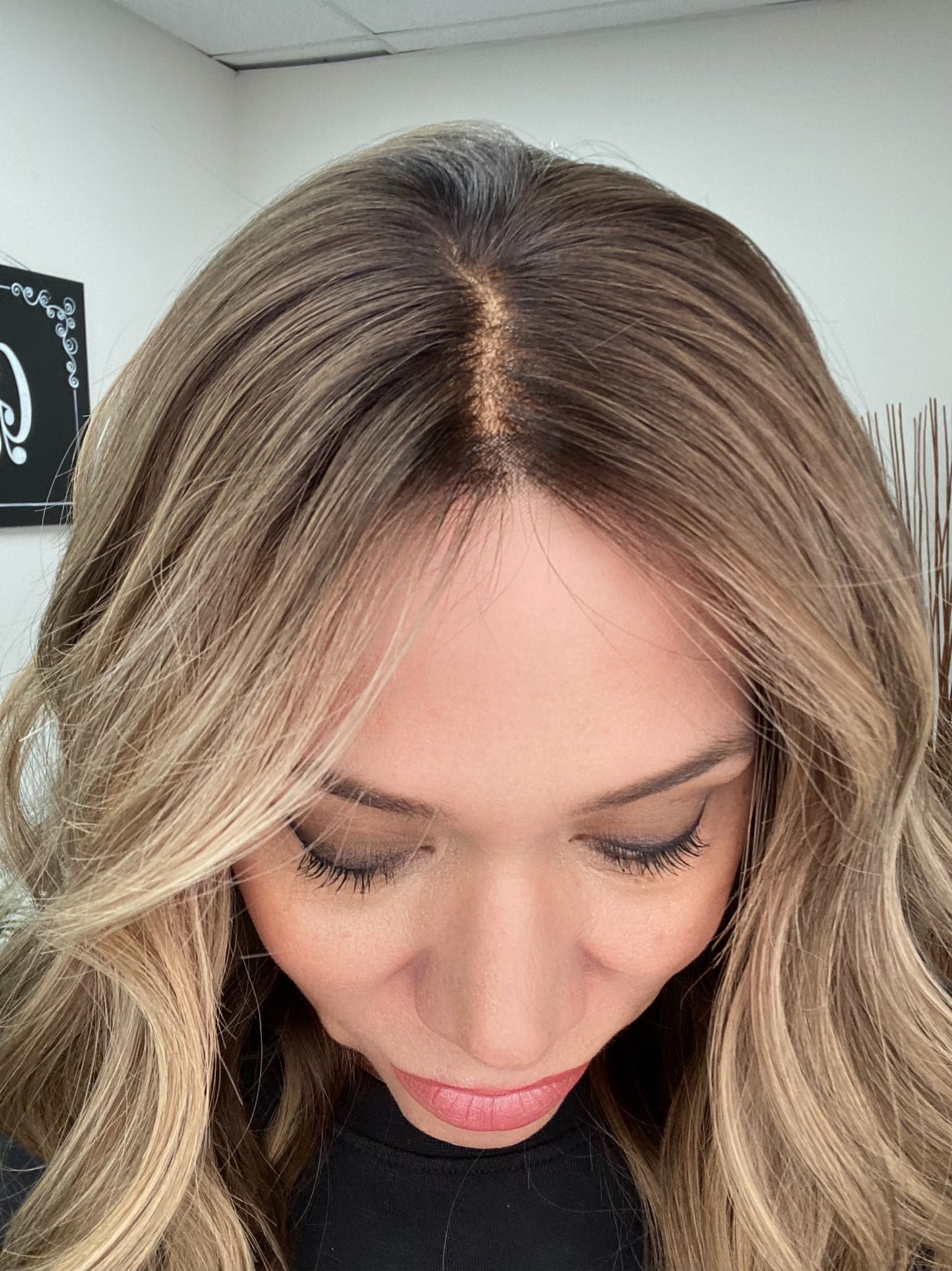 # 8749 GARDEAUX DELUXE HAND TIED MONO TOP WIG (MEDIUM CAP)