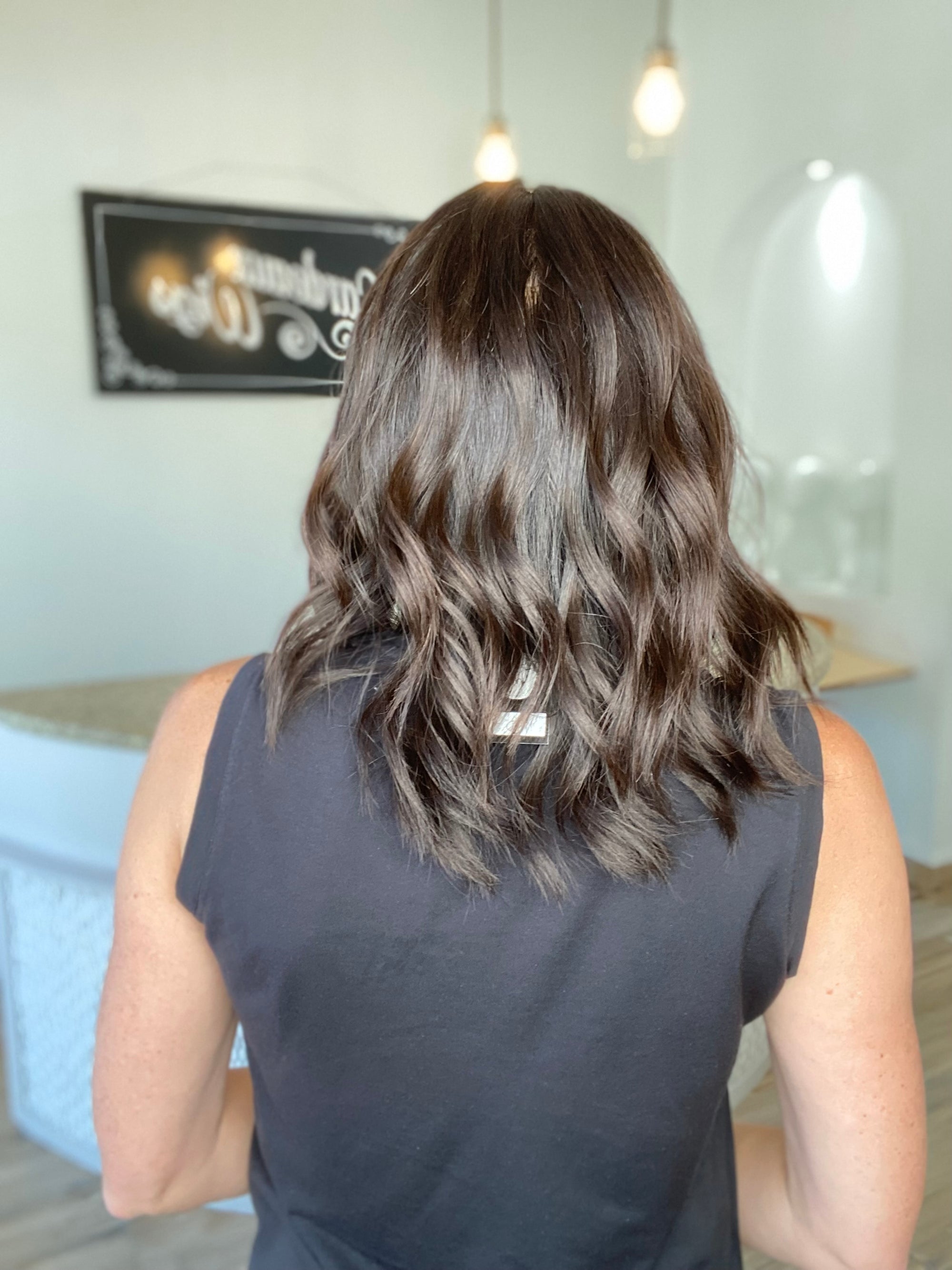 STOCK # JL-021B  GARDEAUX DELUXE HAND TIED SILICONE LINED WIG (MEDIUM CAP)