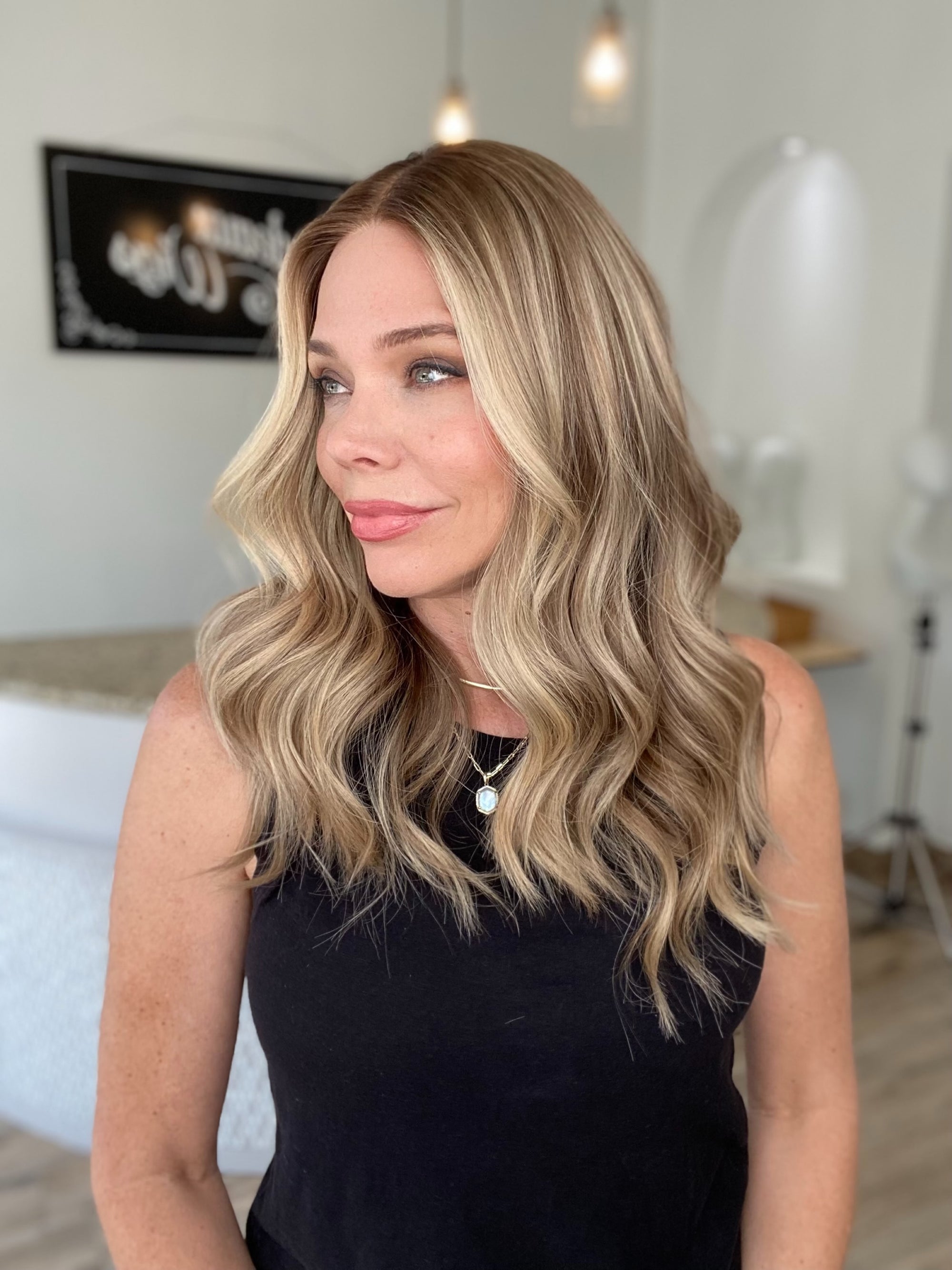 # 8512 IWIG WEFTED CAP WIG (MEDIUM CAP)