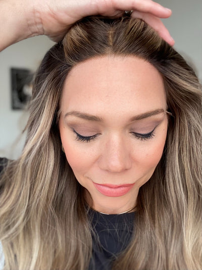 # 8396 GARDEAUX DELUXE HAND TIED MONO TOP W/ LACE FRONT WIG (MEDIUM CAP)