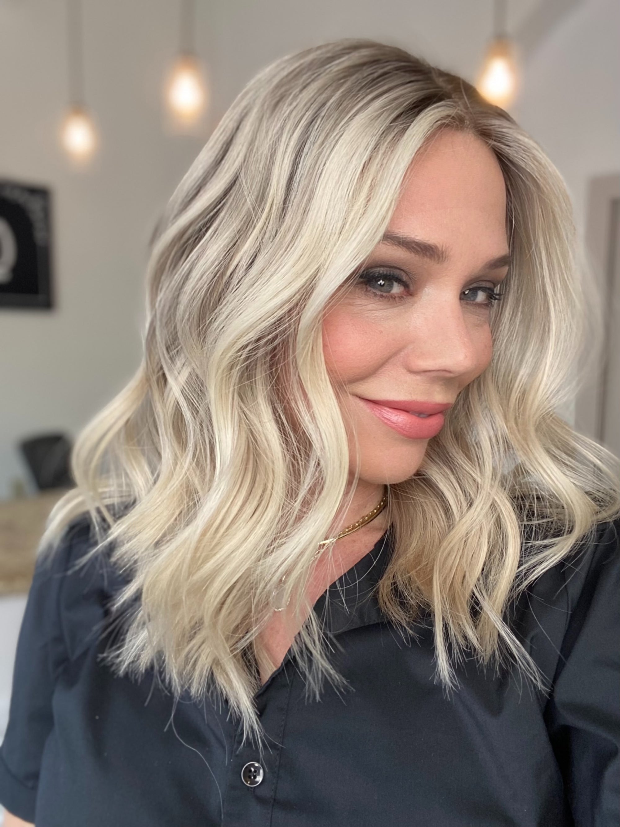 # G-8445 GARDEAUX DELUXE LACE TOP WIG  (MEDIUM CAP)