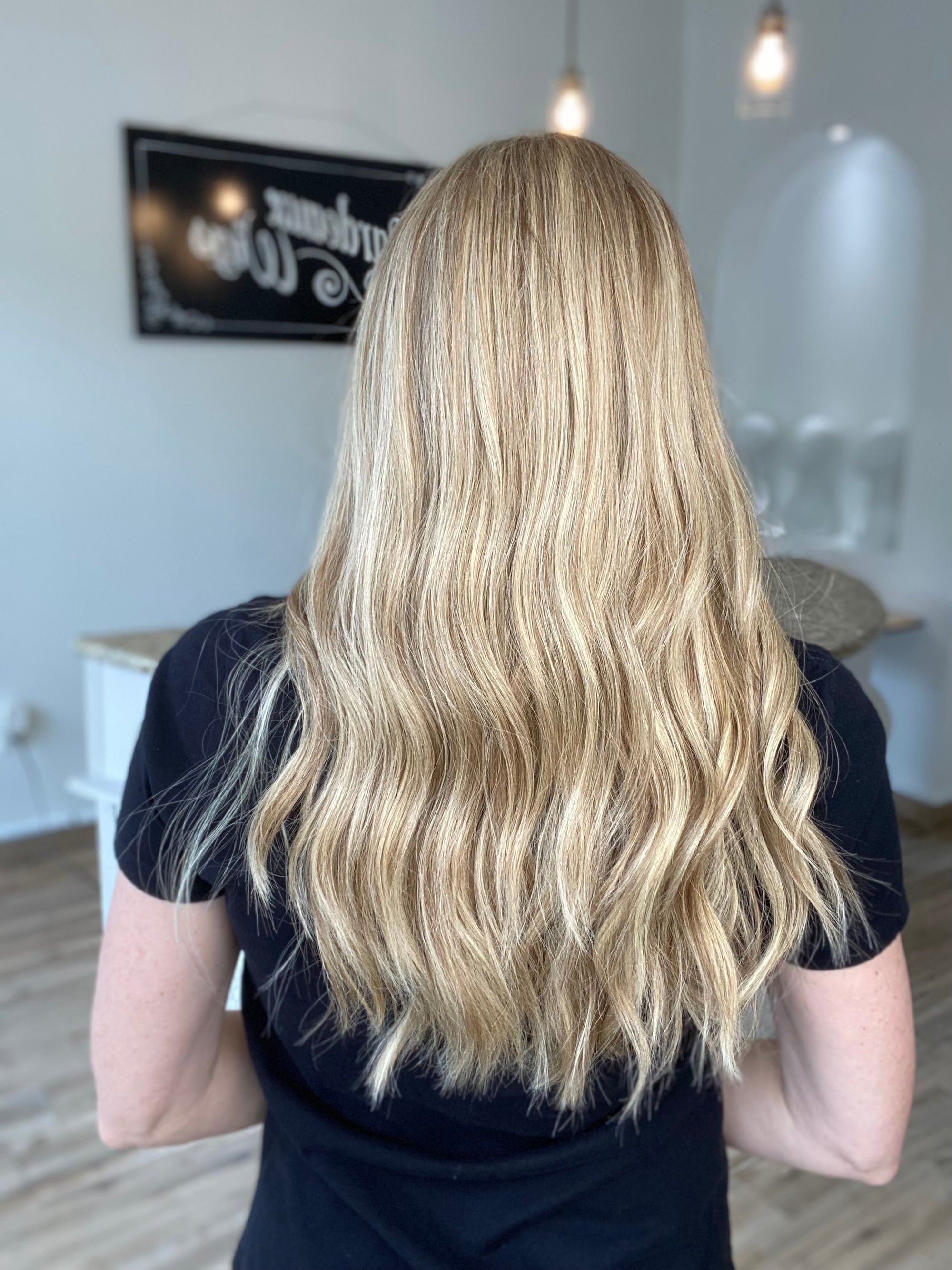 STOCK #JL305.16 GARDEAUX DELUXE LACE TOP WIG (SMALL CAP)