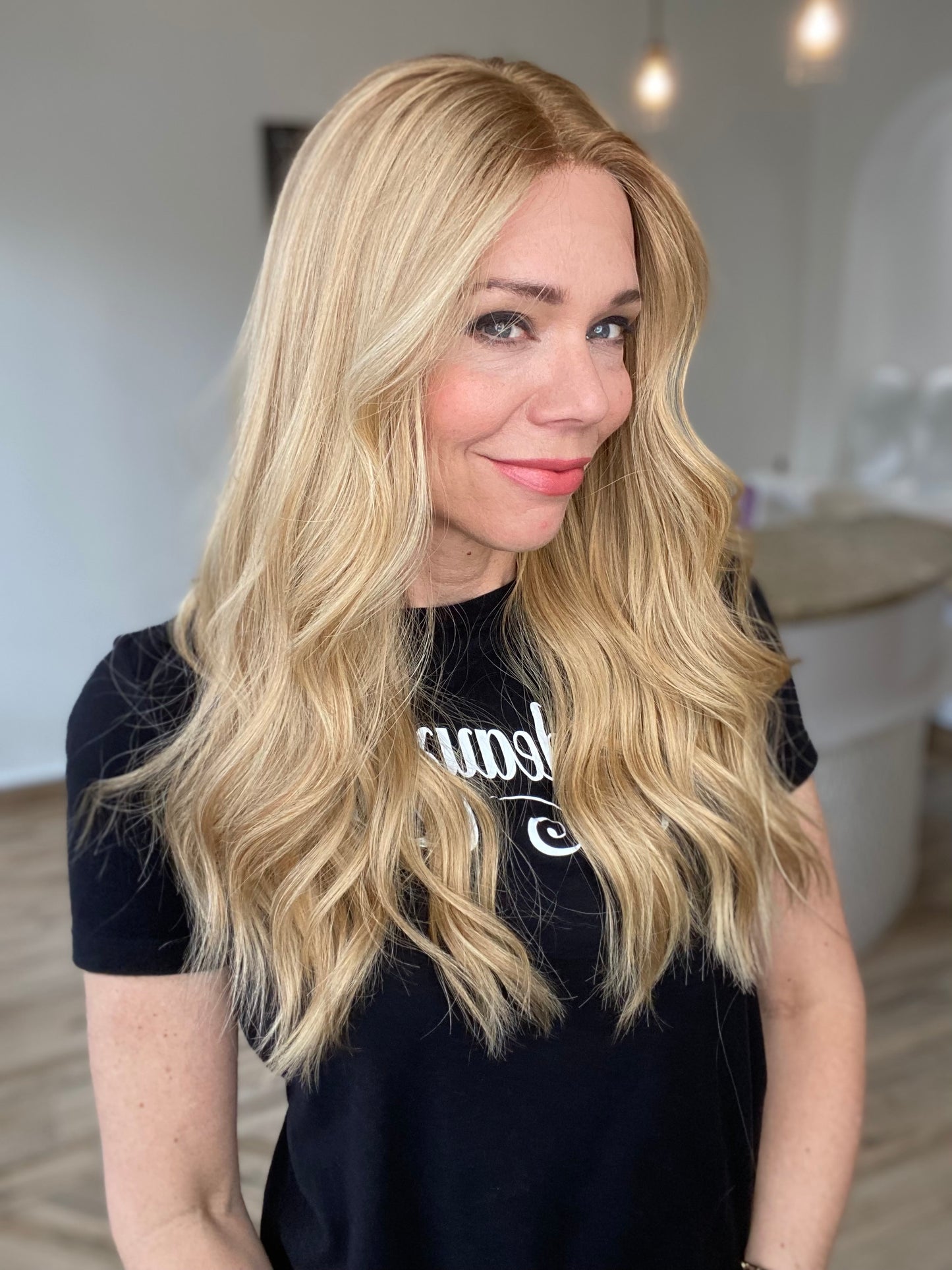 STOCK # JL-302.16  GARDEAUX DELUXE LACE TOP WIG (SMALL CAP)