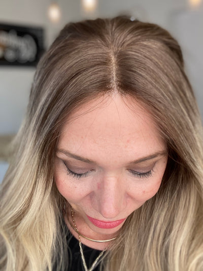 STOCK # BL-643.17 GARDEAUX DELUXE DOUBLE LACE TOP WIG (MEDIUM CAP)