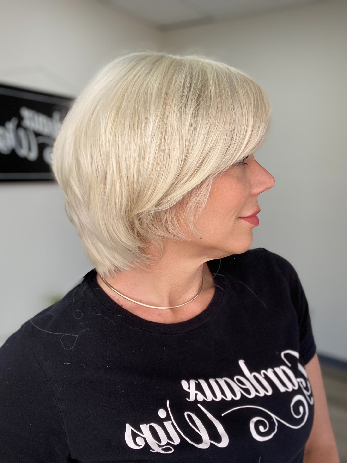 # 8745 GARDEAUX DELUXE MONO TOP WIG (MEDIUM CAP)