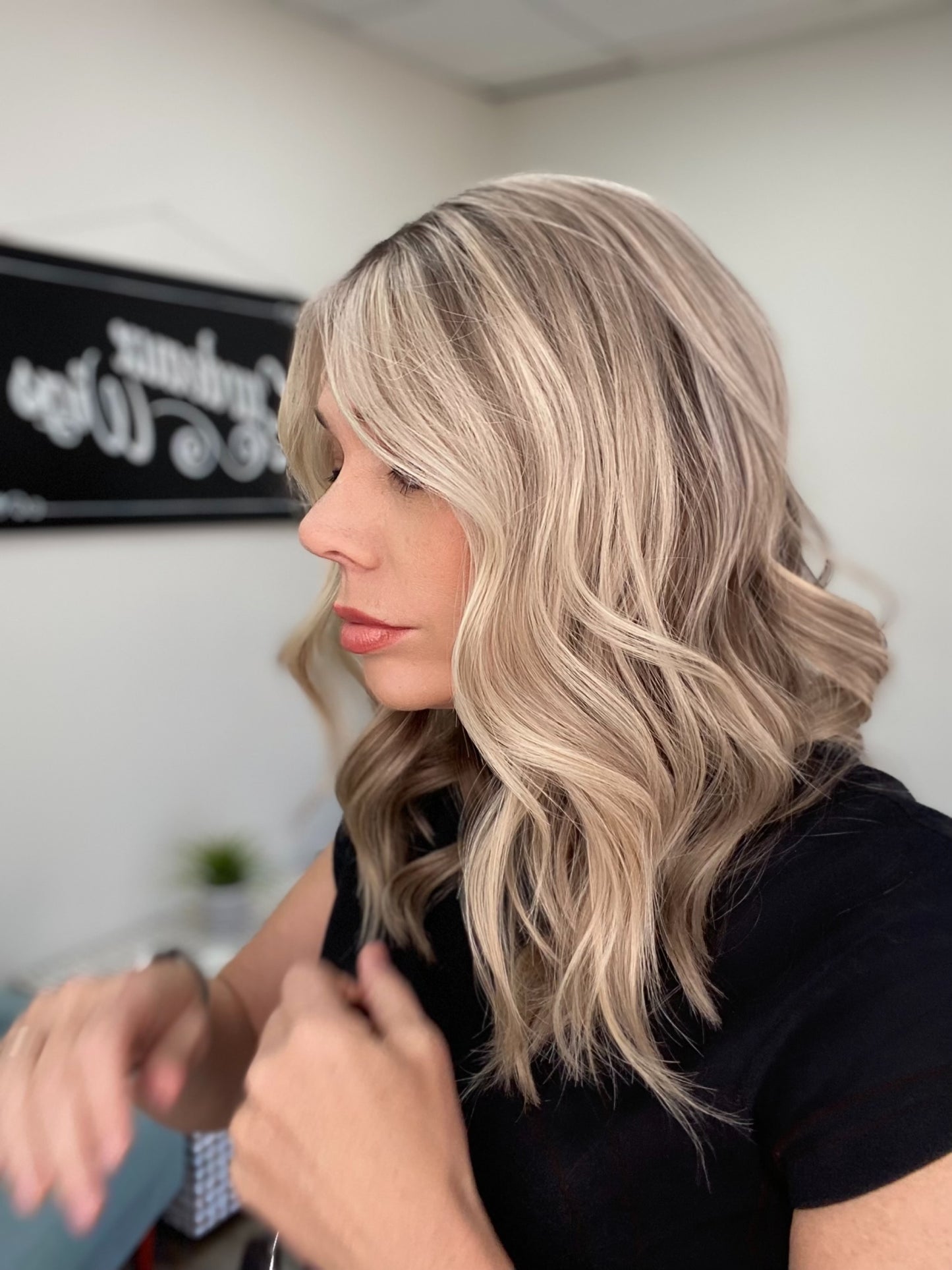 # 8748 GARDEAUX DELUXE LACE TOP WIG (MEDIUM CAP)