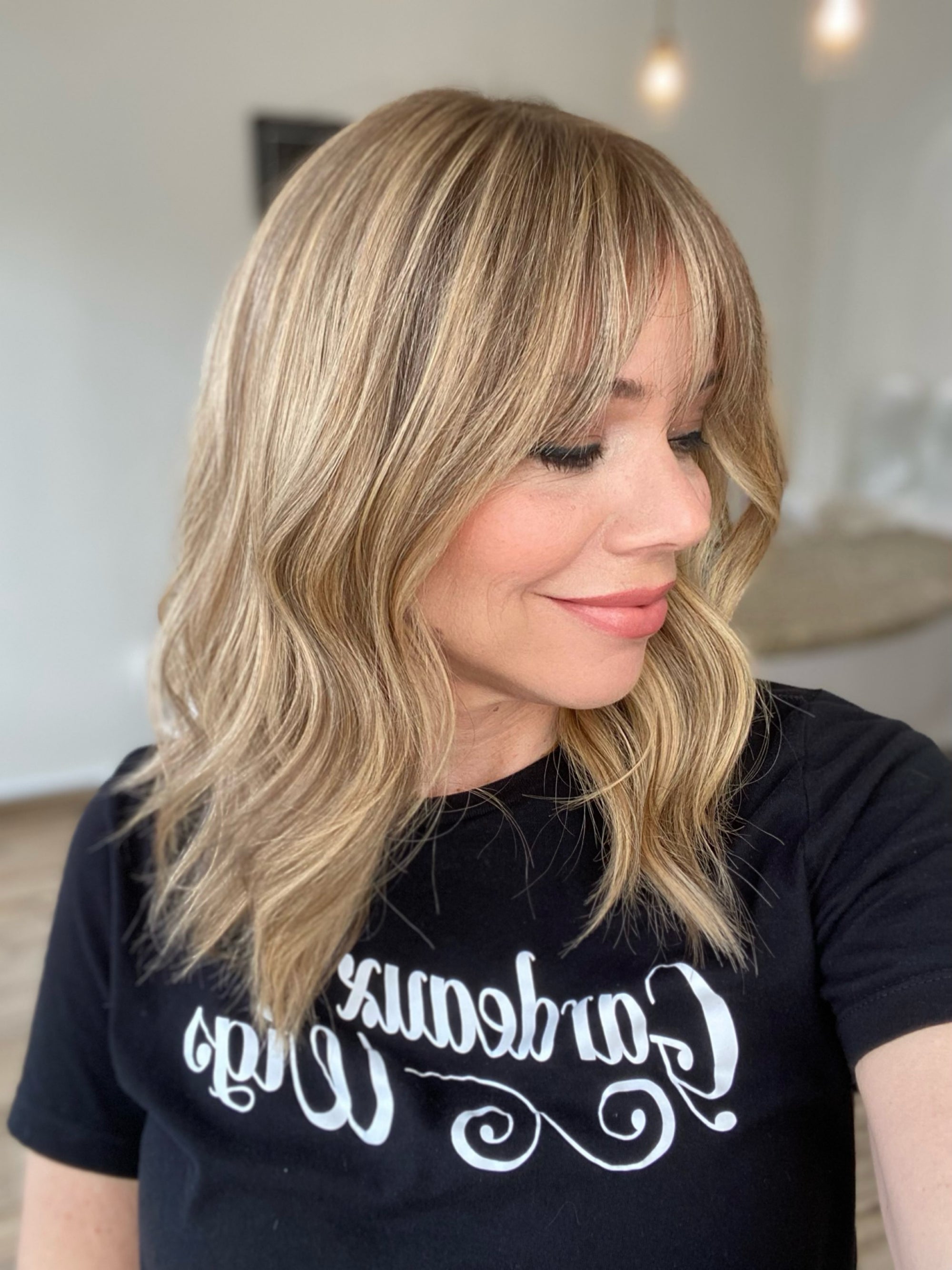 STOCK COLOR #BL604 GARDEAUX DELUXE LACE TOP WIG (MEDIUM CAP)