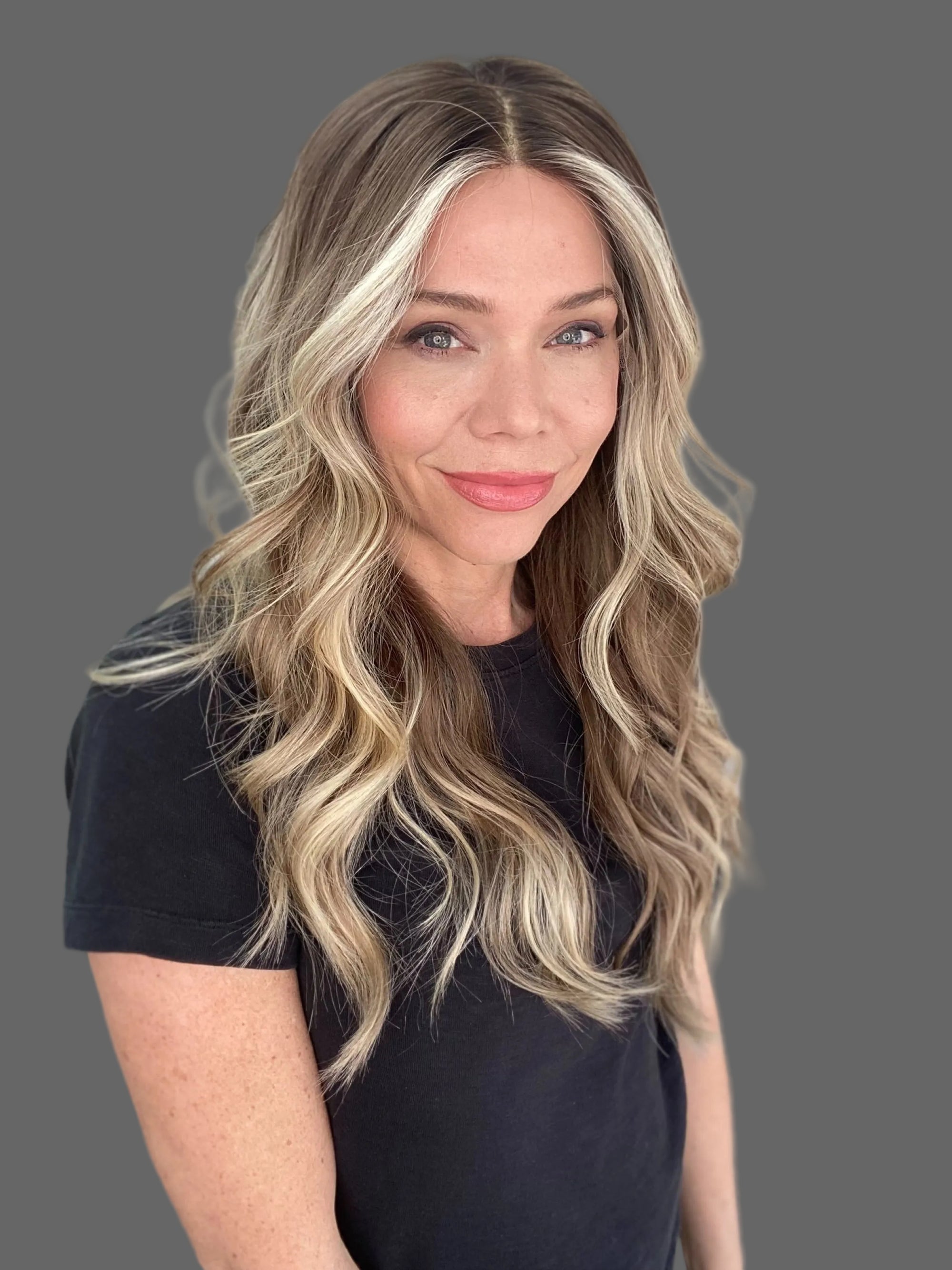 # 8722 GARDEAUX DELUXE HAND TIED MONO TOP WIG (MEDIUM CAP)