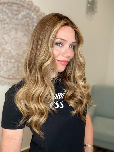 # 8543 GARDEAUX DELUXE LACE TOP WIG (MEDIUM CAP)