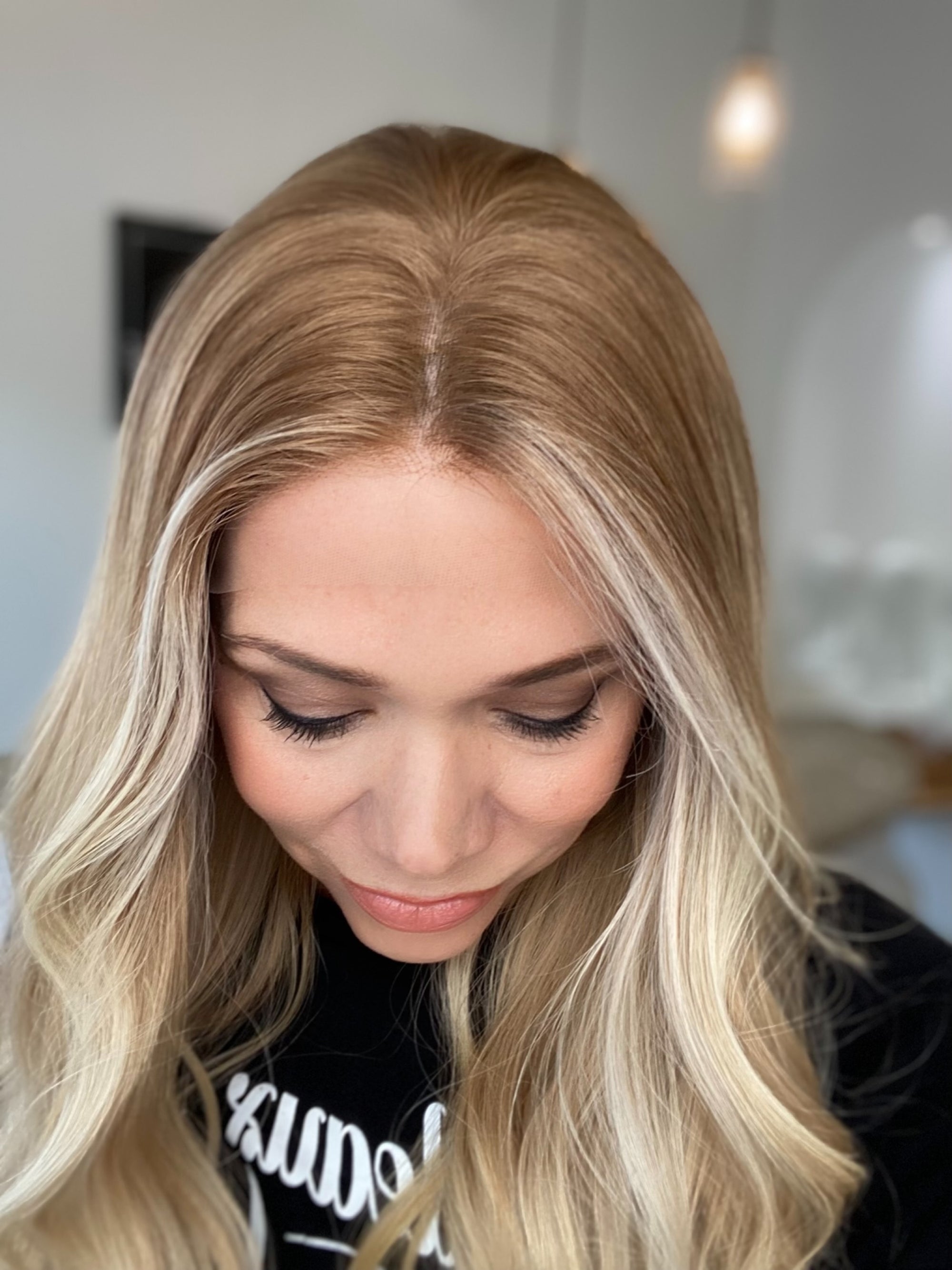 STOCK # LM10.14 GARDEAUX DELUXE DOUBLE LACE TOP SILICONE LINED WIG (MEDIUM CAP)