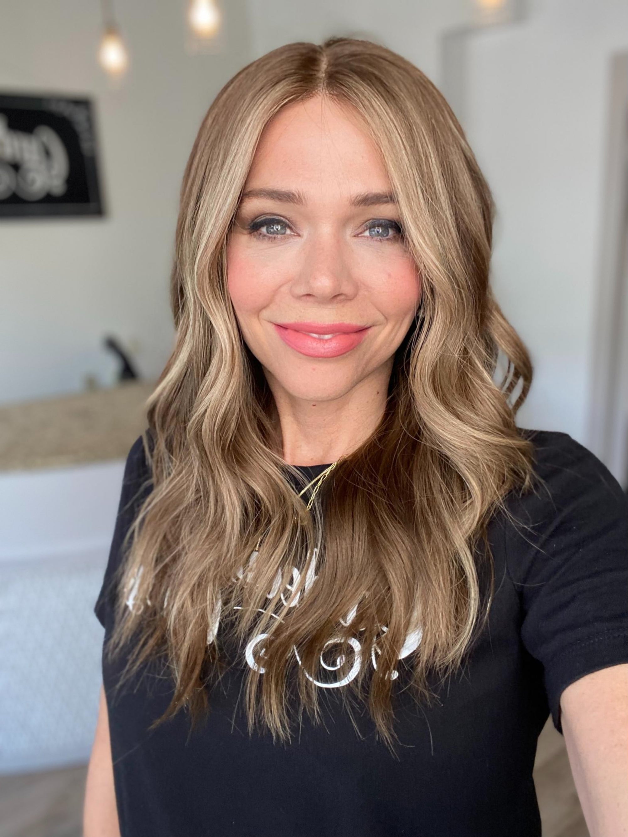 "BERNADETTE"  GARDEAUX DELUXE HAND TIED DOUBLE MONO TOP WIG (MEDIUM CAP)