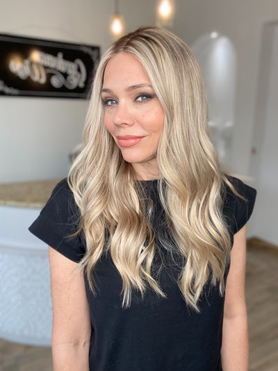 # 8220 GARDEAUX DELUXE LACE TOP WIG (SMALL CAP)