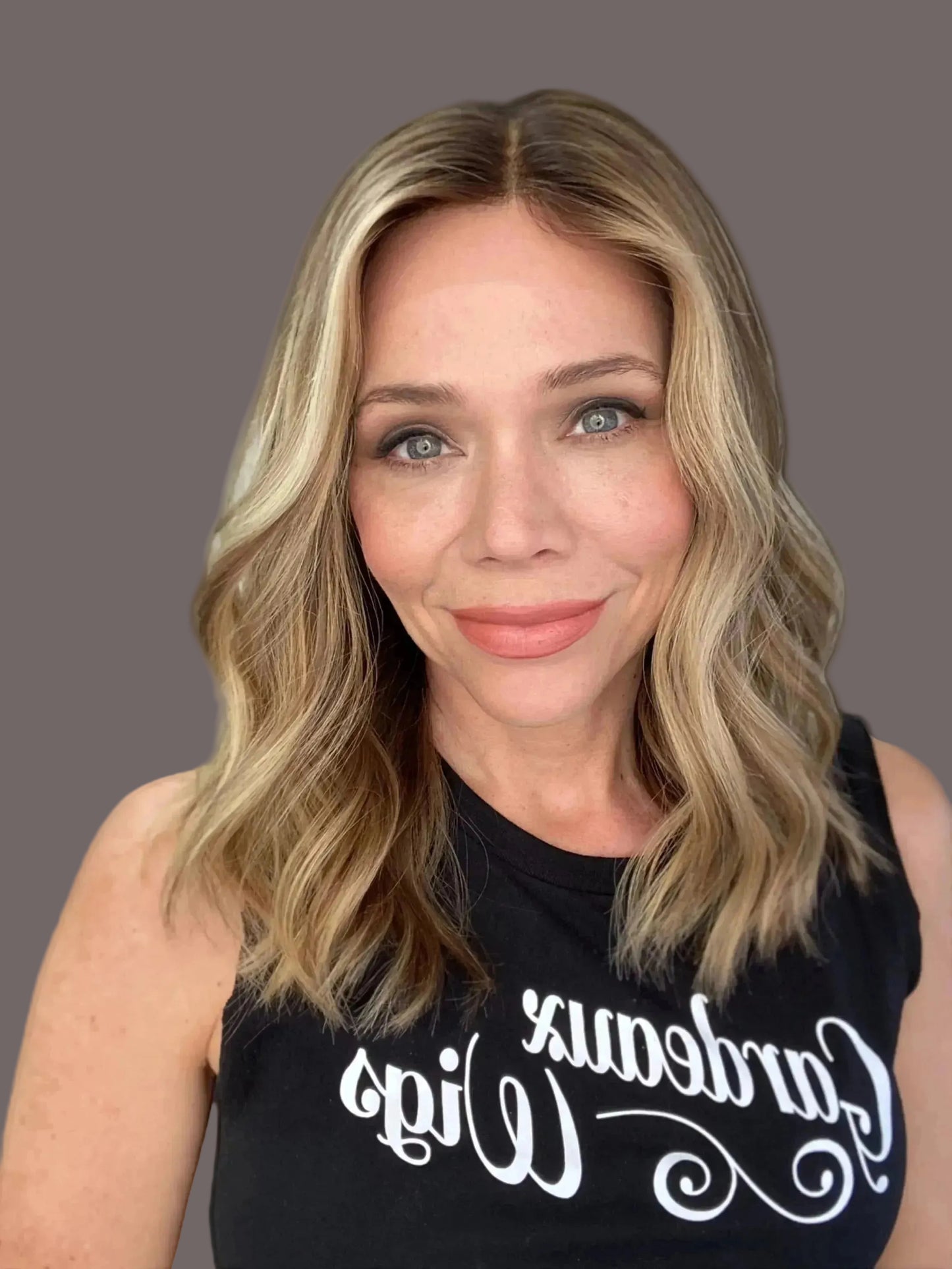 # 8742 GARDEAUX DELUXE LACE TOP WIG (SMALL CAP)