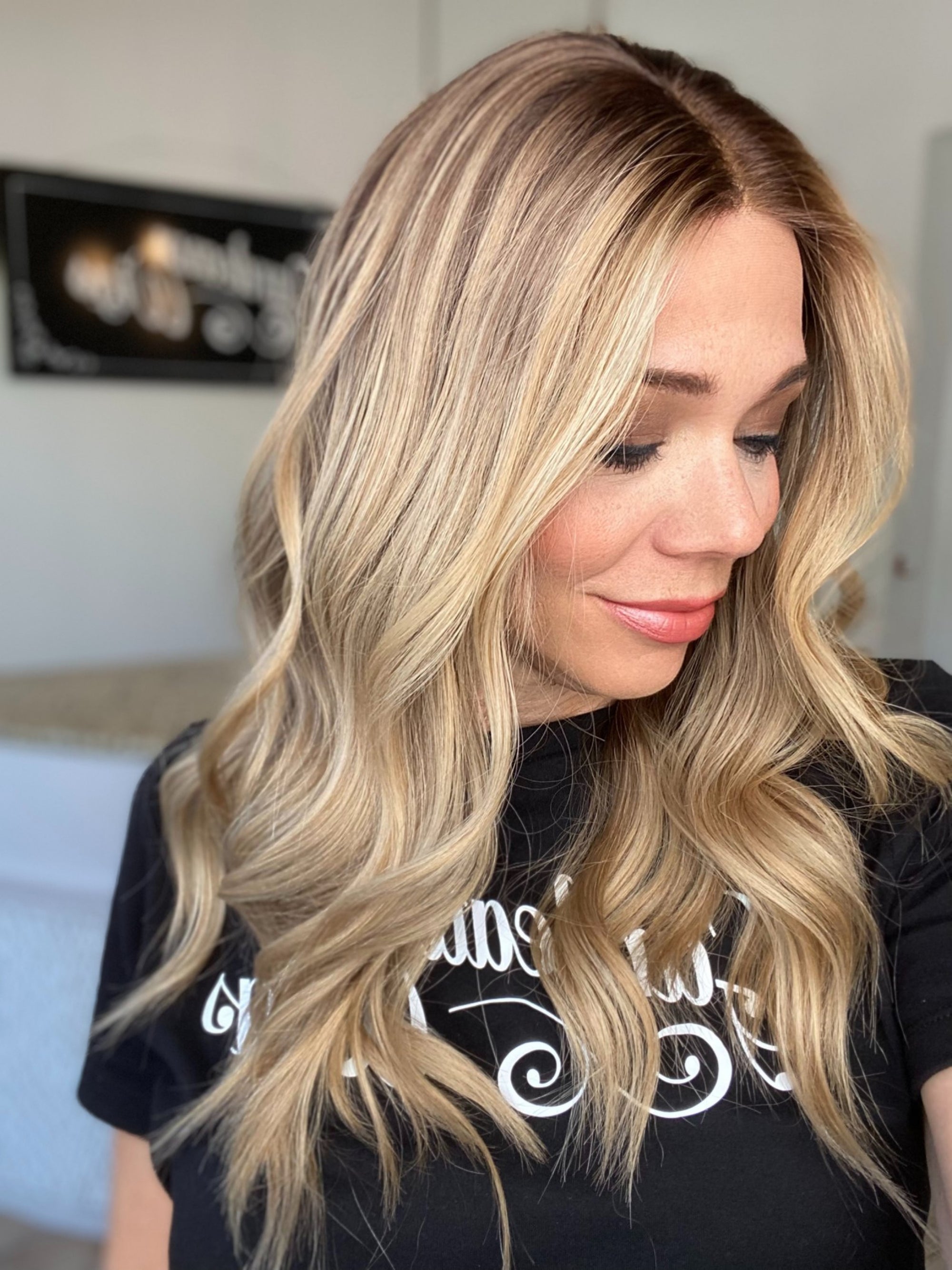 # 7920 GARDEAUX DELUXE LACE TOP WIG (SMALL CAP)