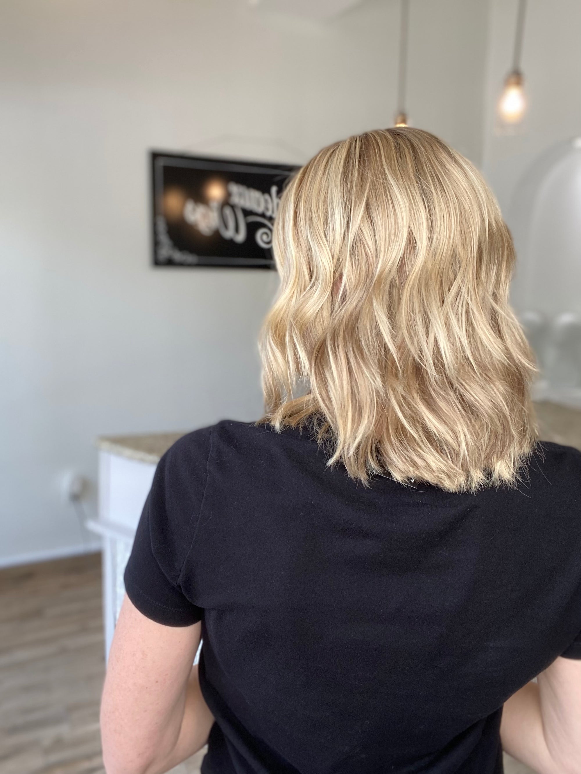 # 7836 GARDEAUX MONO TOP WIG (SMALL CAP)