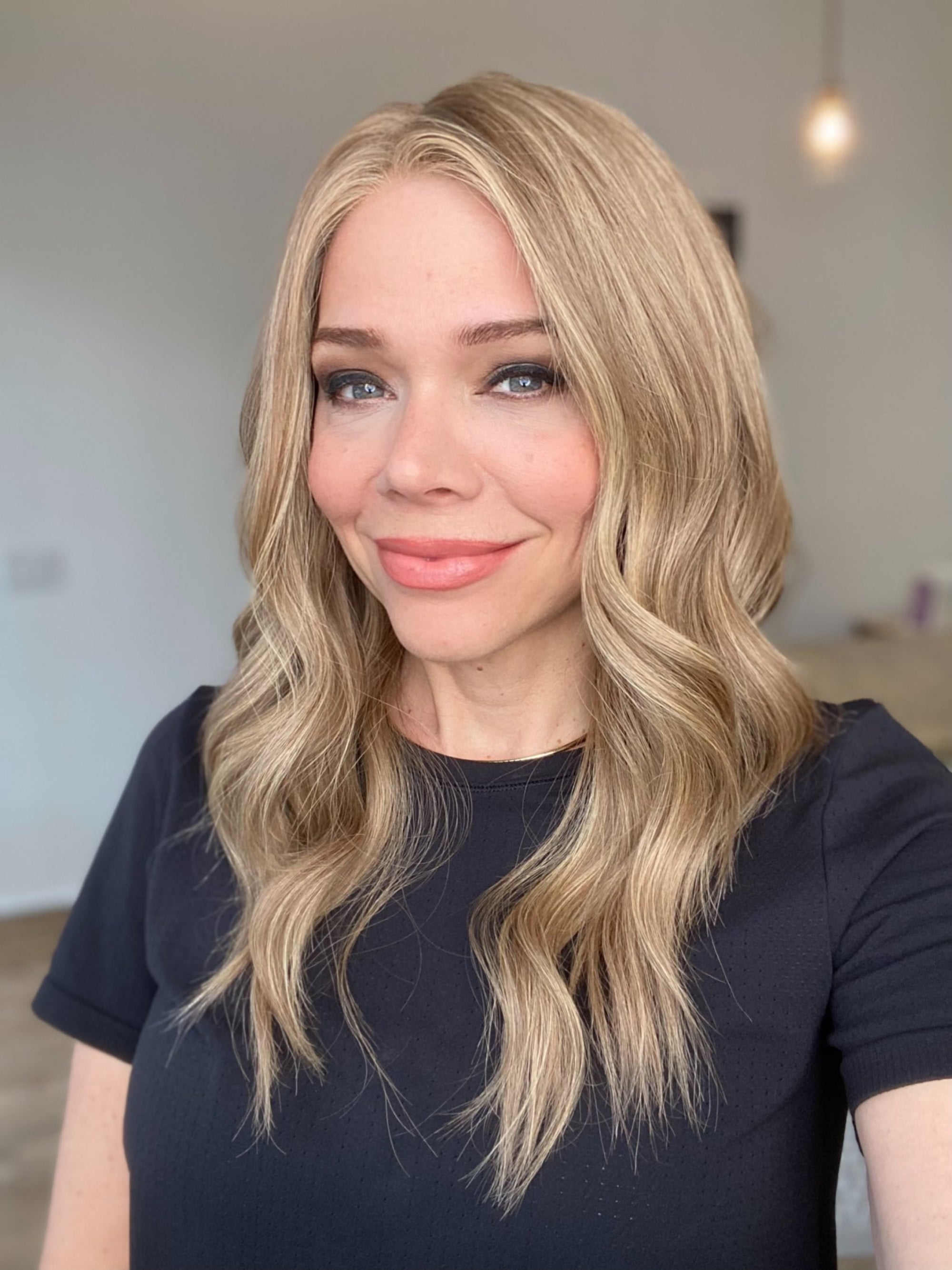 STOCK #JL3-332 GARDEAUX DELUXE HAND TIED DOUBLE MONO TOP WIG (MEDIUM CAP)