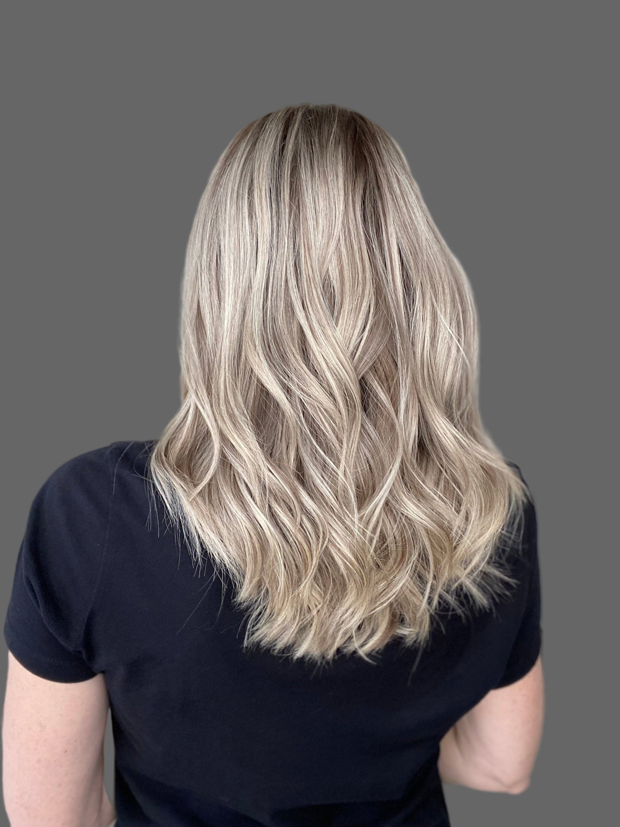 # 8586 IWIG WEFTED CAP WIG (MEDIUM CAP)