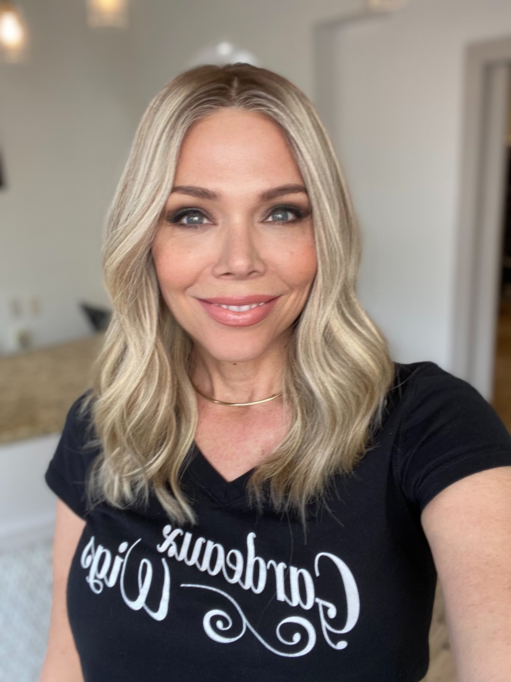 STOCK # JST-325.10  GARDEAUX DELUXE SILK TOP LACE FRONT WIG (MEDIUM CAP)