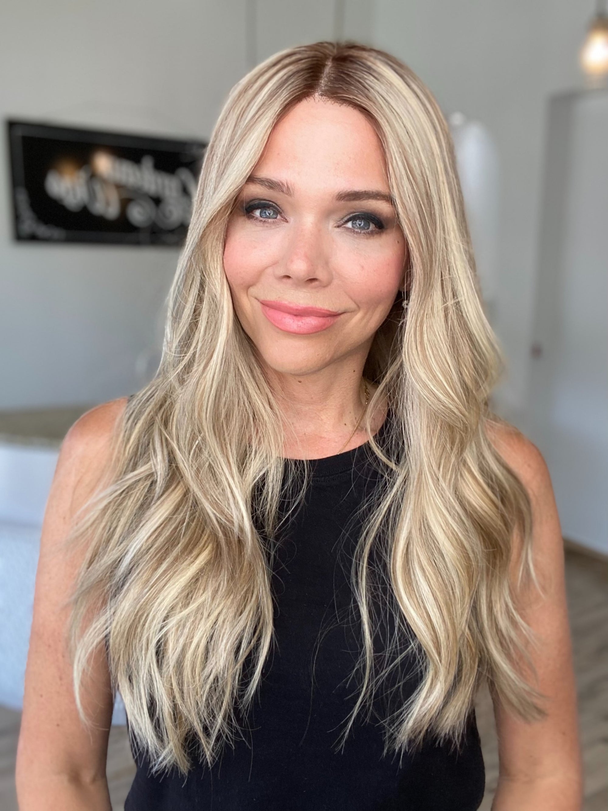 STOCK # JL06-325 GARDEAUX DELUXE HAND TIED MONO TOP WIG (MEDIUM CAP)