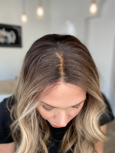 # 8455 GARDEAUX DELUXE LACE TOP WIG (SMALL CAP)