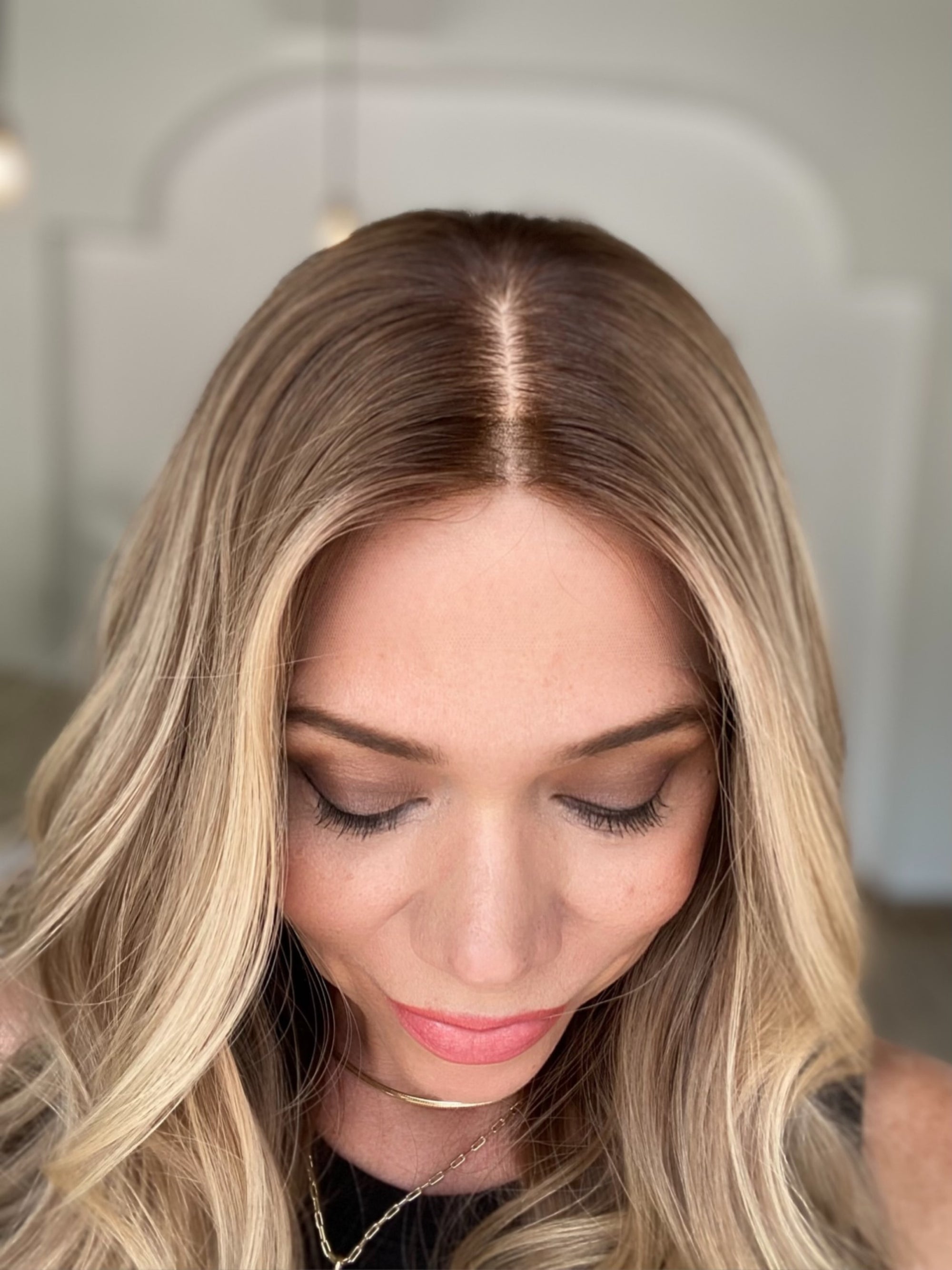 # 8512 IWIG WEFTED CAP WIG (MEDIUM CAP)