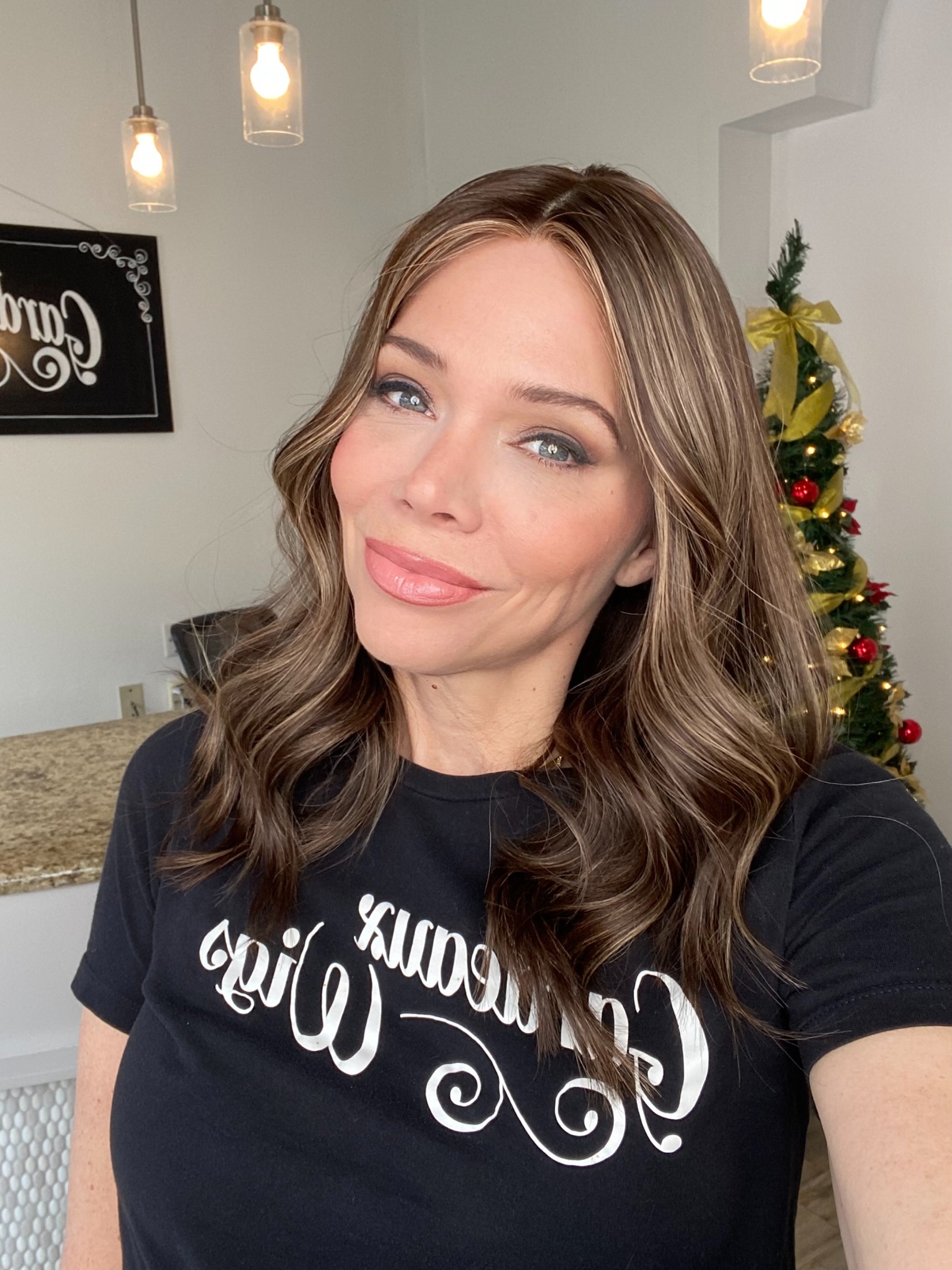 STOCK # BM610.10 GARDEAUX DELUXE HAND TIED CONTOUR CAP WIG