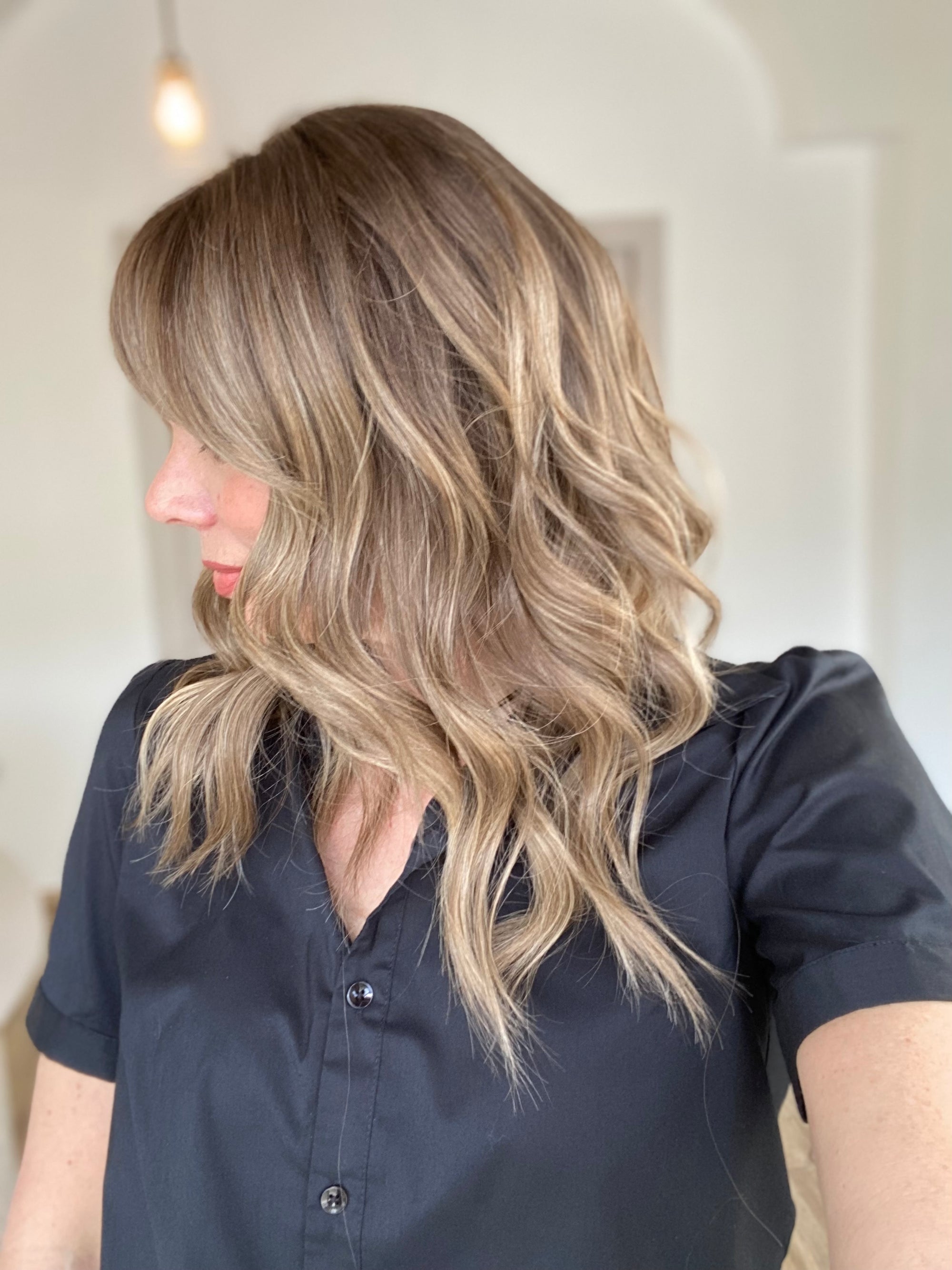 # 8323 GARDEAUX DELUXE HAND TIED DOUBLE MONO TOP WIG (MEDIUM CAP)
