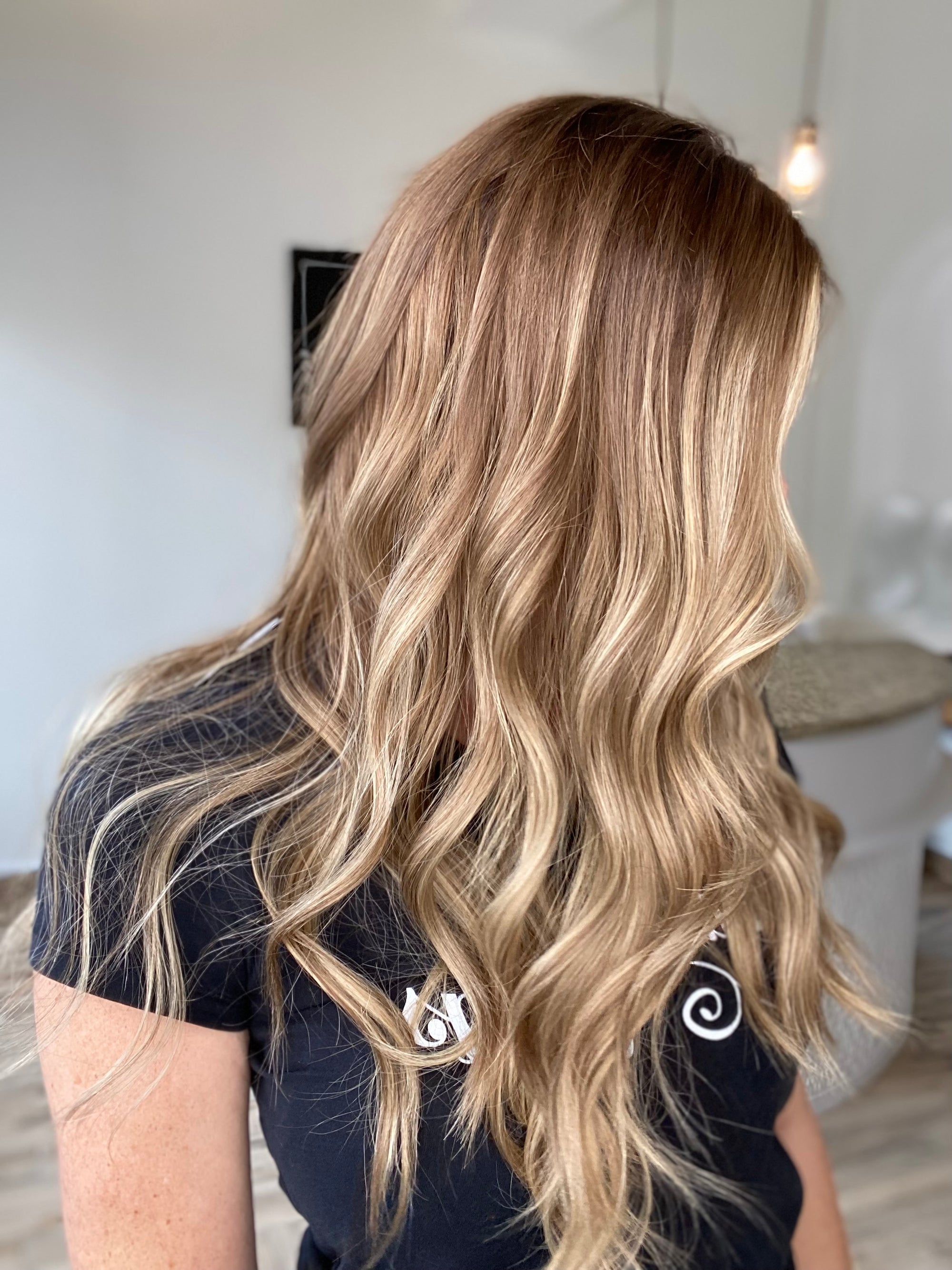 "CARMEN" GARDEAUX DELUXE LACE TOP WHOPPER WIG (MEDIUM CAP)