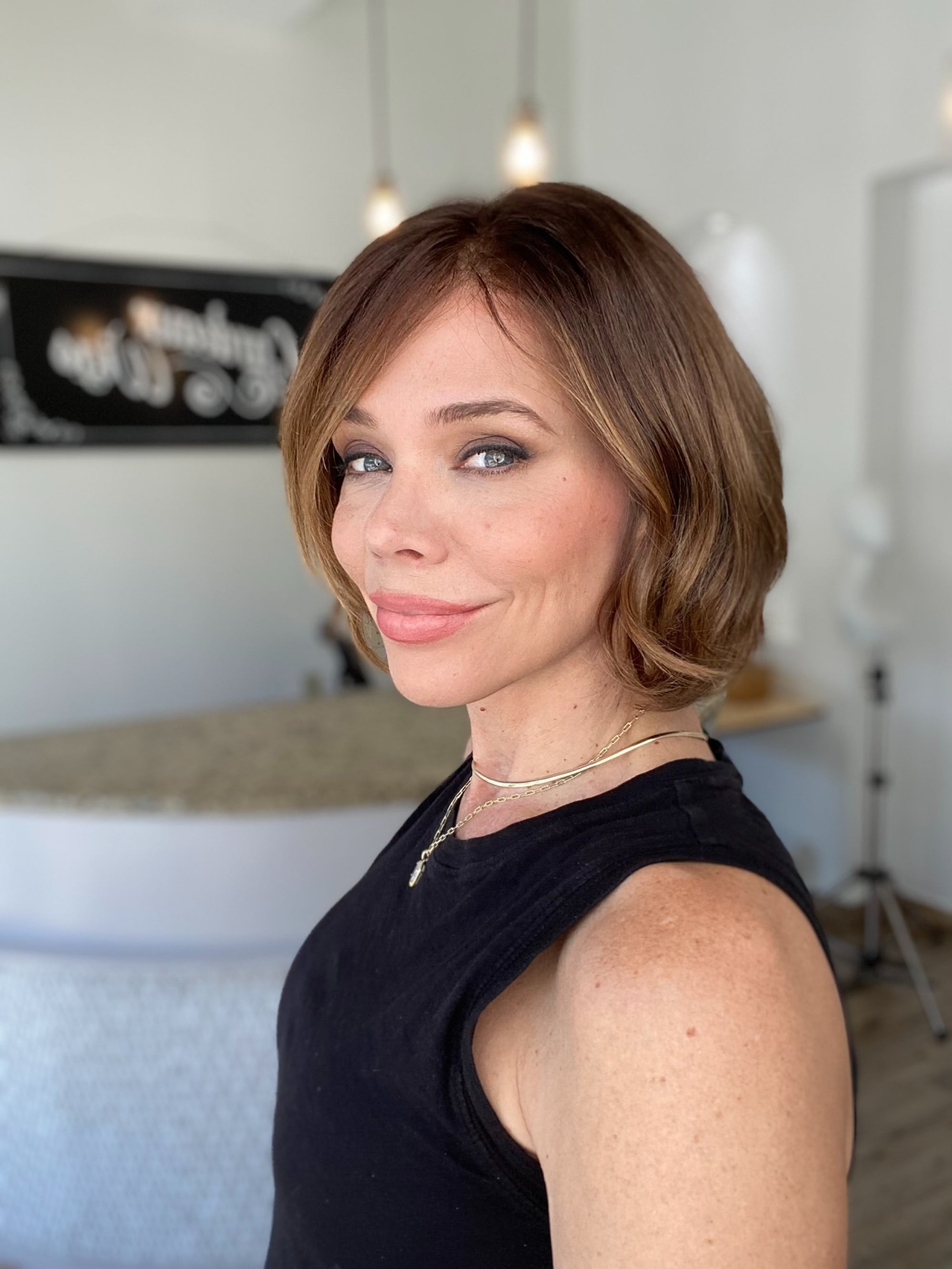 # 8515 GARDEAUX DELUXE HAND TIED MONO TOP WIG (MEDIUM CAP) FINAL SALE