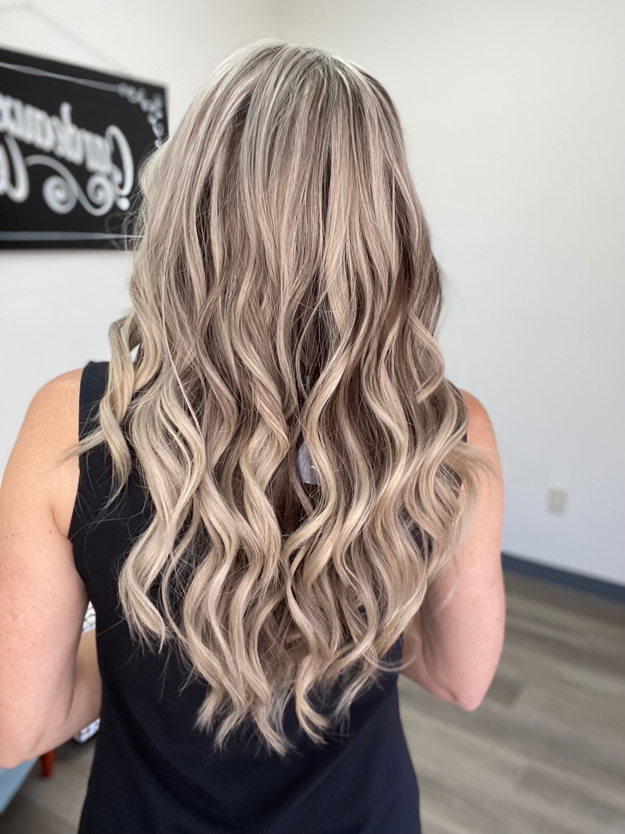 # 8706 GARDEAUX DELUXE HAND TIED MONO TOP WIG (SMALL CAP)