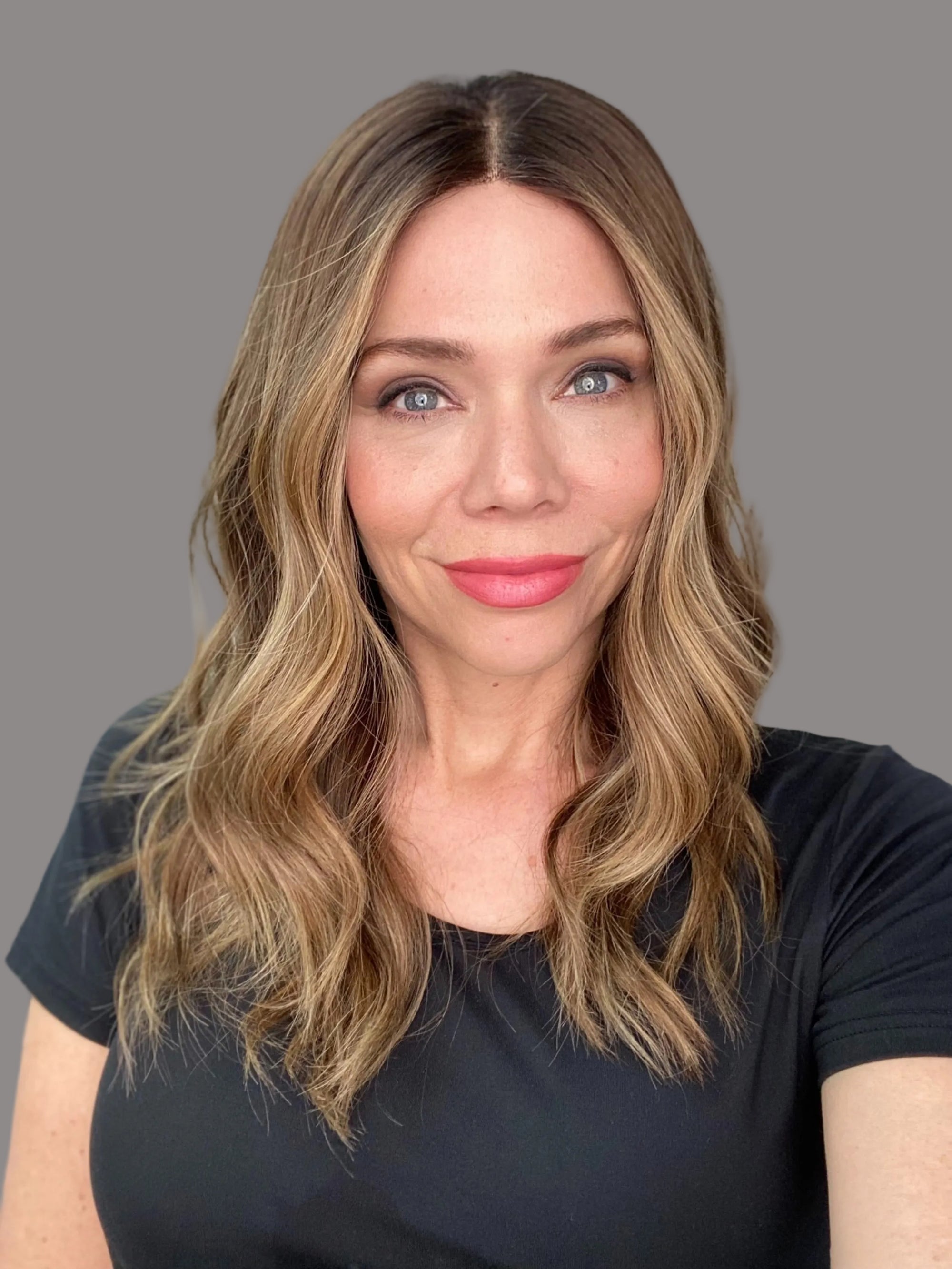 # 8714 GARDEAUX DELUXE HAND TIED DOUBLE MONO TOP WIG (SMALL CAP)