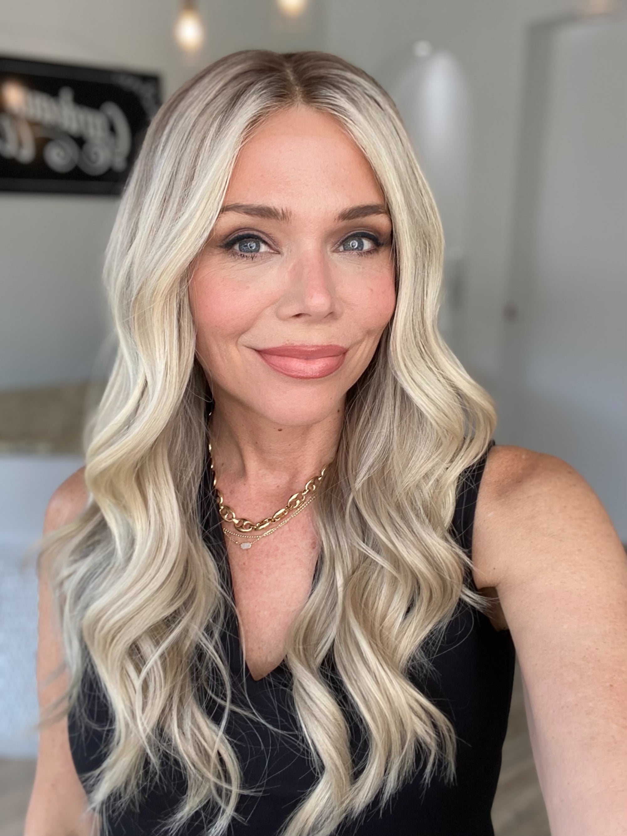 # G-8487 GARDEAUX DELUXE HAND TIED MONO TOP WIG