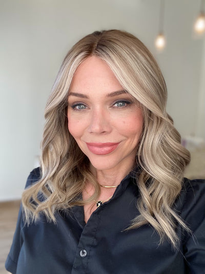 # 8577 GARDEAUX DELUXE LACE TOP WIG (MEDIUM CAP)