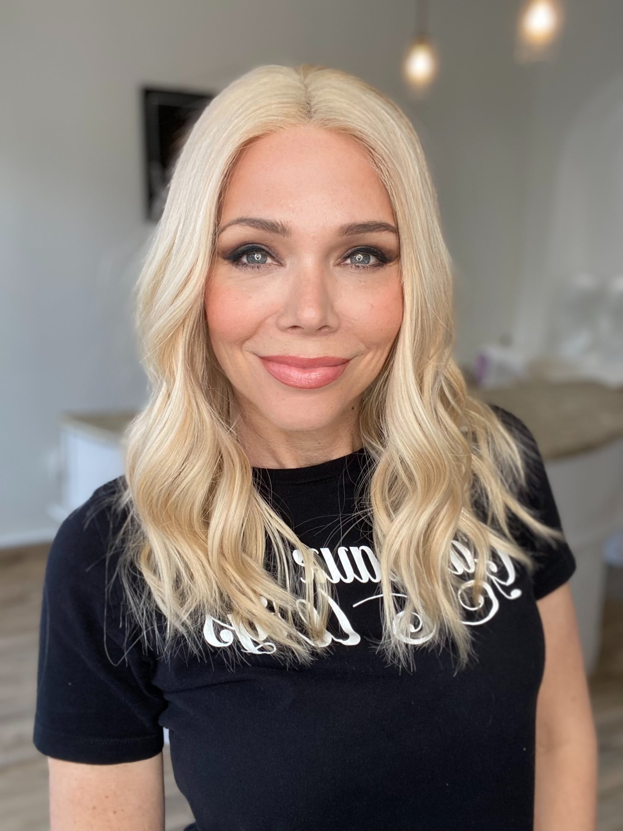 STOCK # JL-300.12 GARDEAUX DELUXE LACE TOP WIG (SMALL CAP)