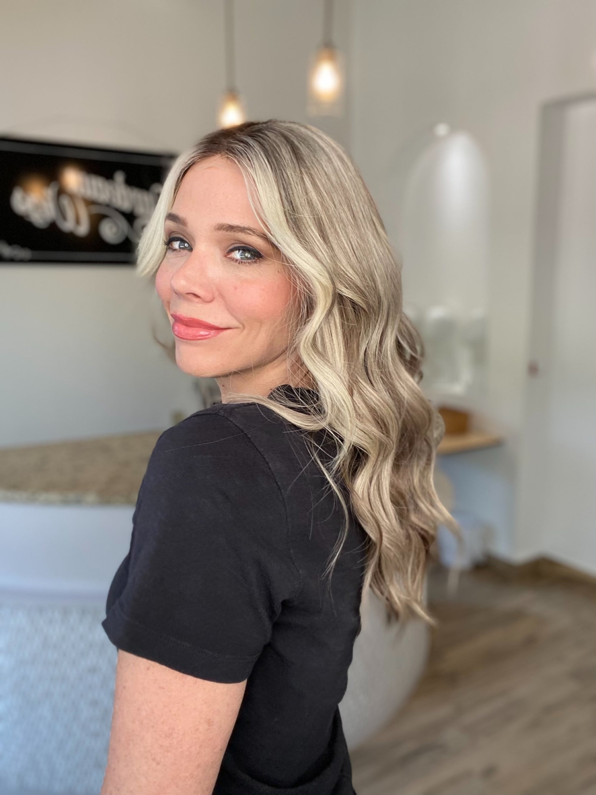 # G-8471 GARDEAUX DELUXE HAND TIED DOUBLE LACE TOP WIG (MEDIUM CAP)