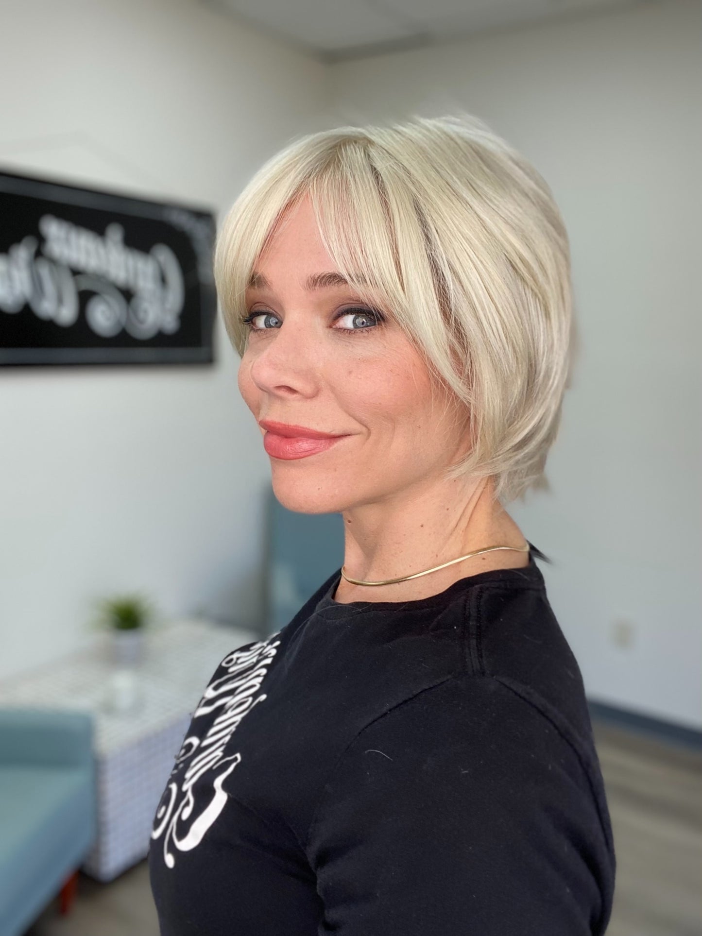 # 8745 GARDEAUX DELUXE MONO TOP WIG (MEDIUM CAP)