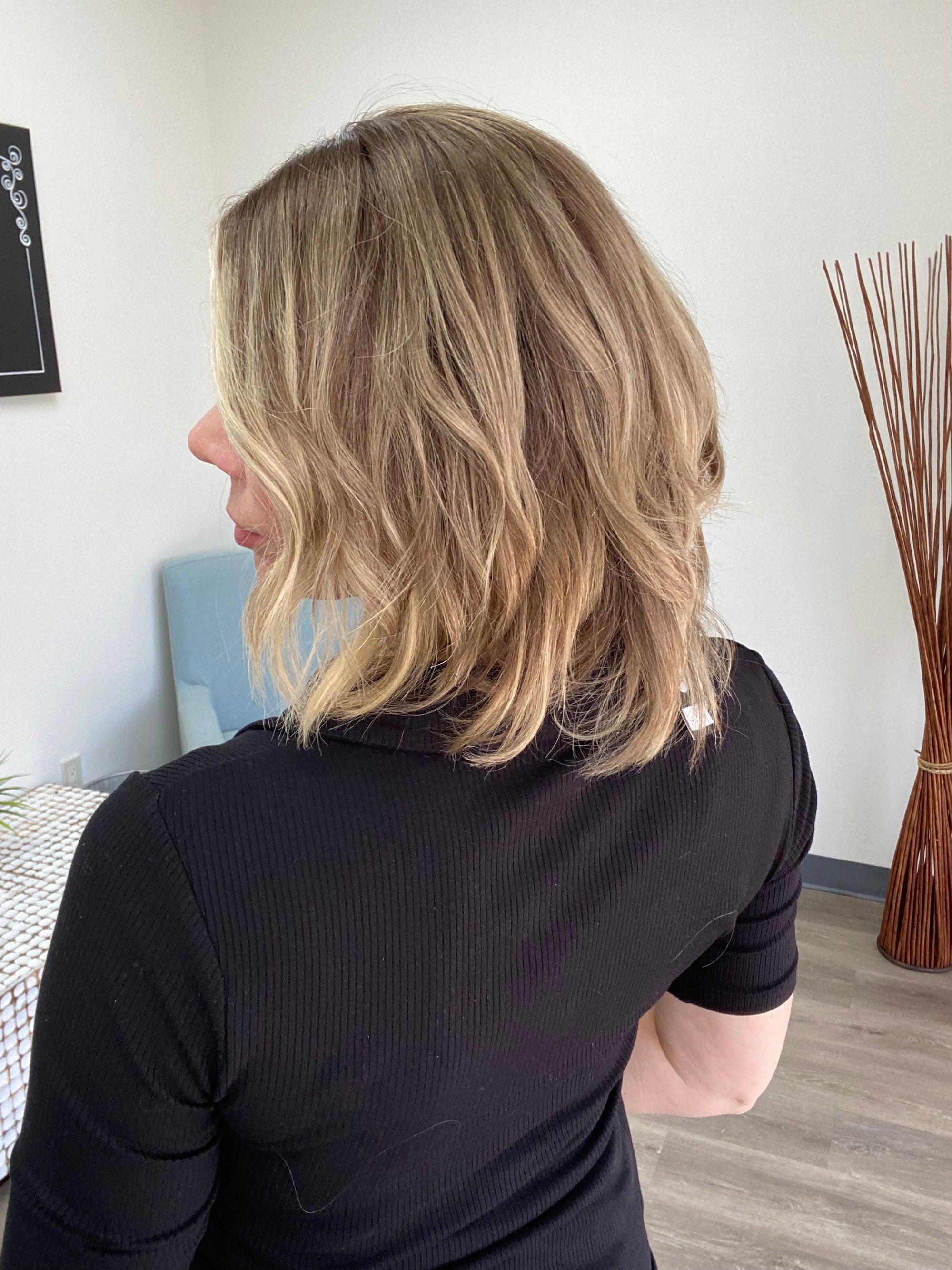 # 8717 GARDEAUX DELUXE HAND TIED DOUBLE MONO TOP WIG (MEDIUM CAP)