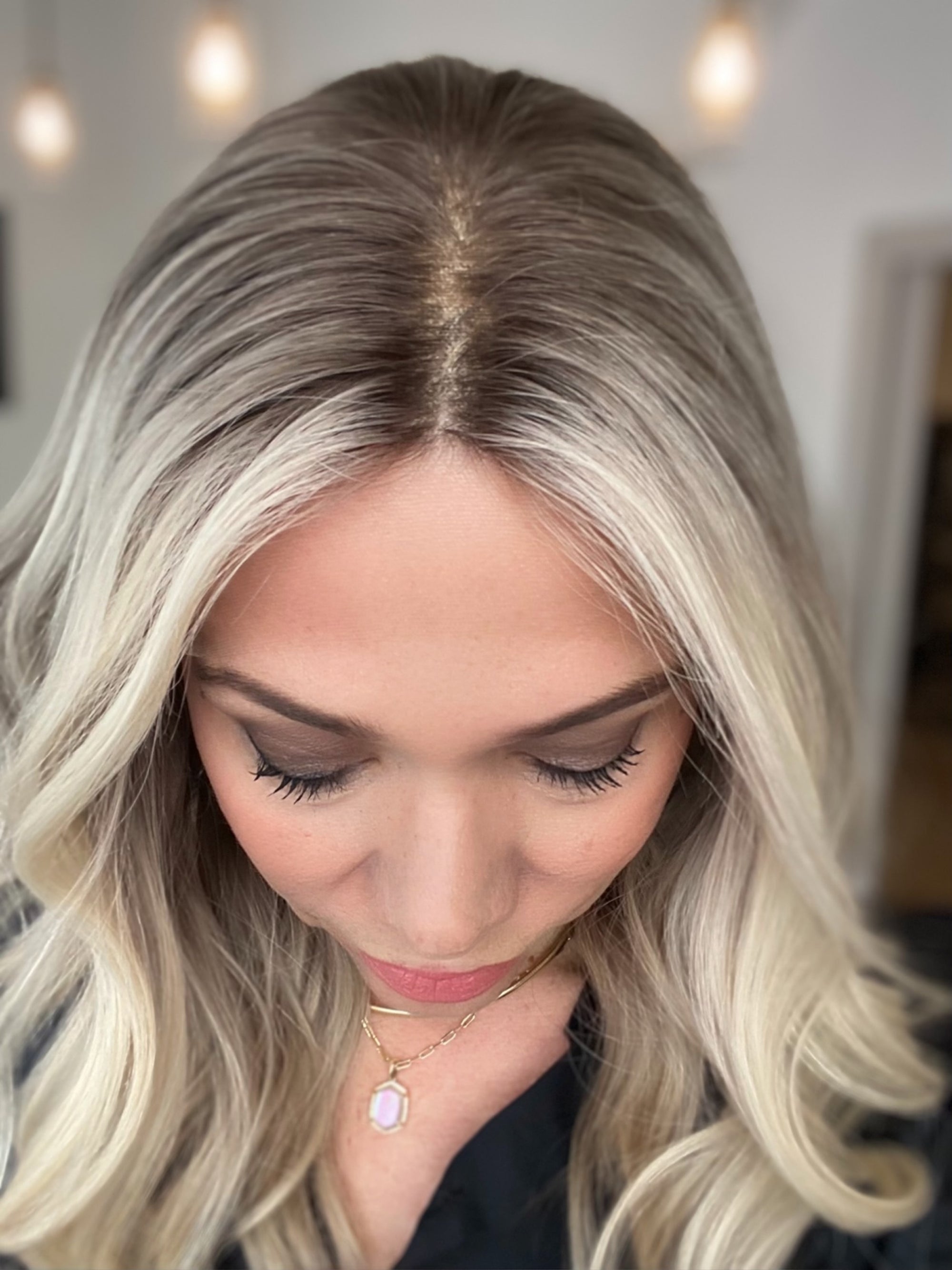 # G-8445 GARDEAUX DELUXE LACE TOP WIG  (MEDIUM CAP)