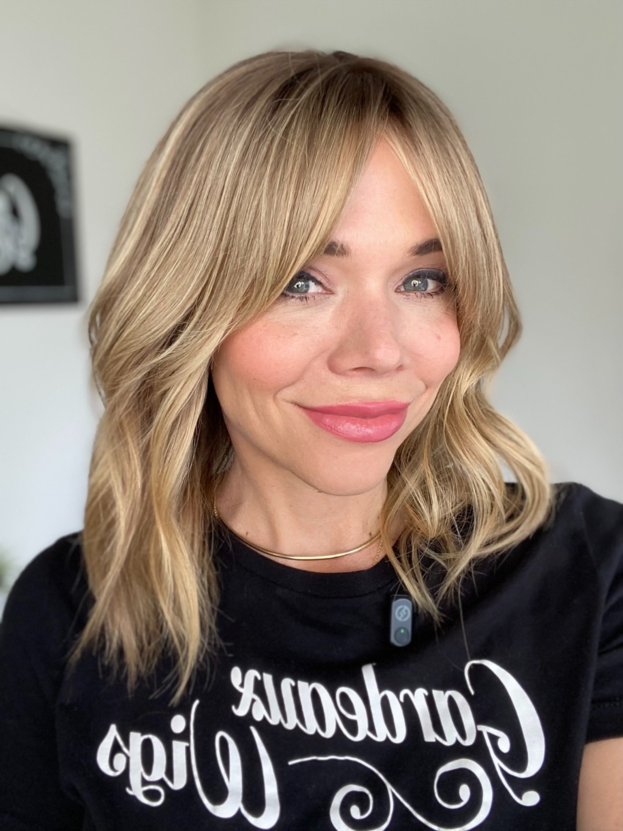 # 8682 GARDEAUX DELUXE HAND TIED DOUBLE MONO TOP WIG (MEDIUM CAP)