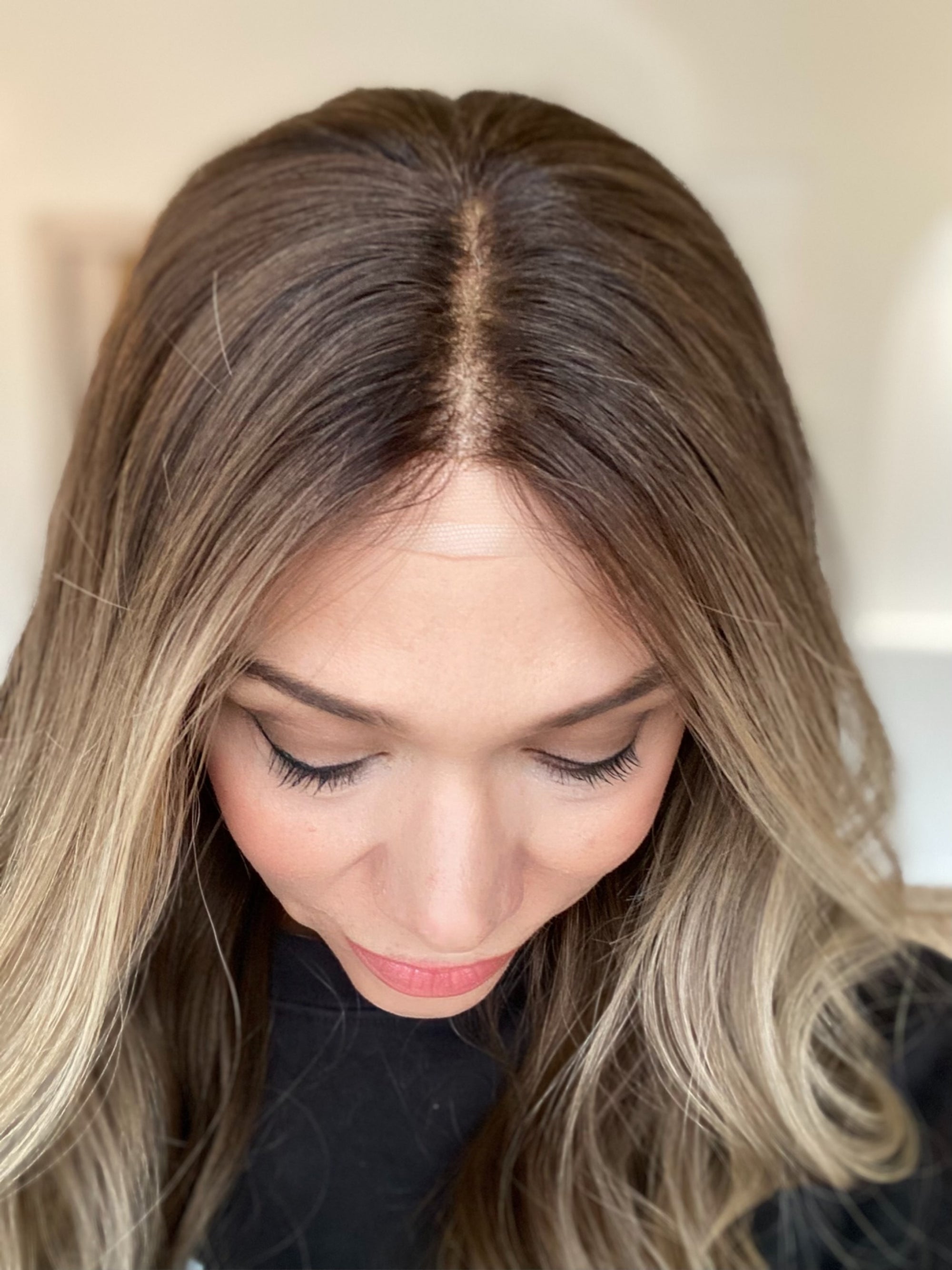 # 8169 GARDEAUX DELUXE HAND TIED SILICONE LINED WIG (MEDIUM CAP)