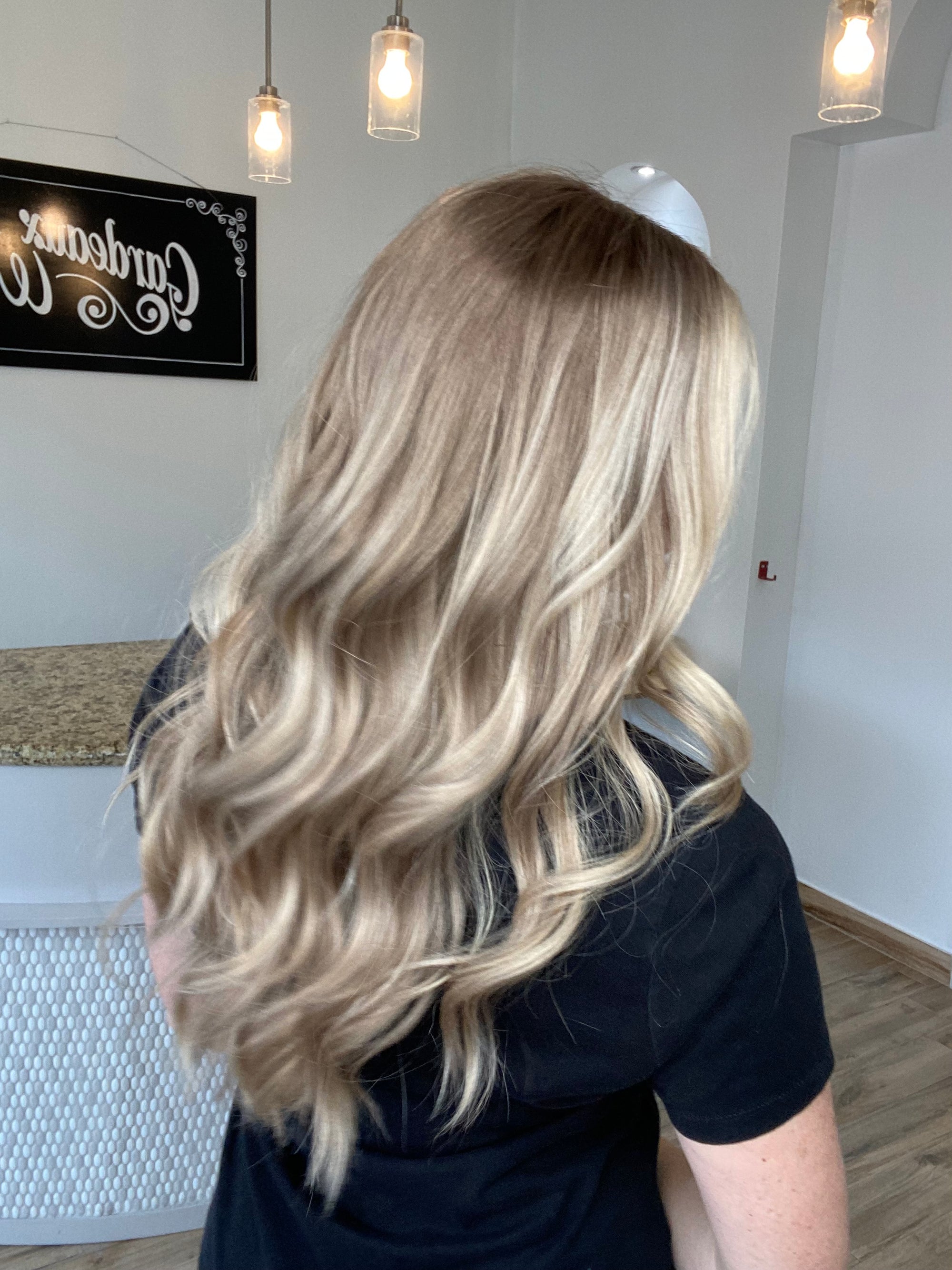 # 8619 GARDEAUX DELUXE LACE TOP WIG (MEDIUM CAP)